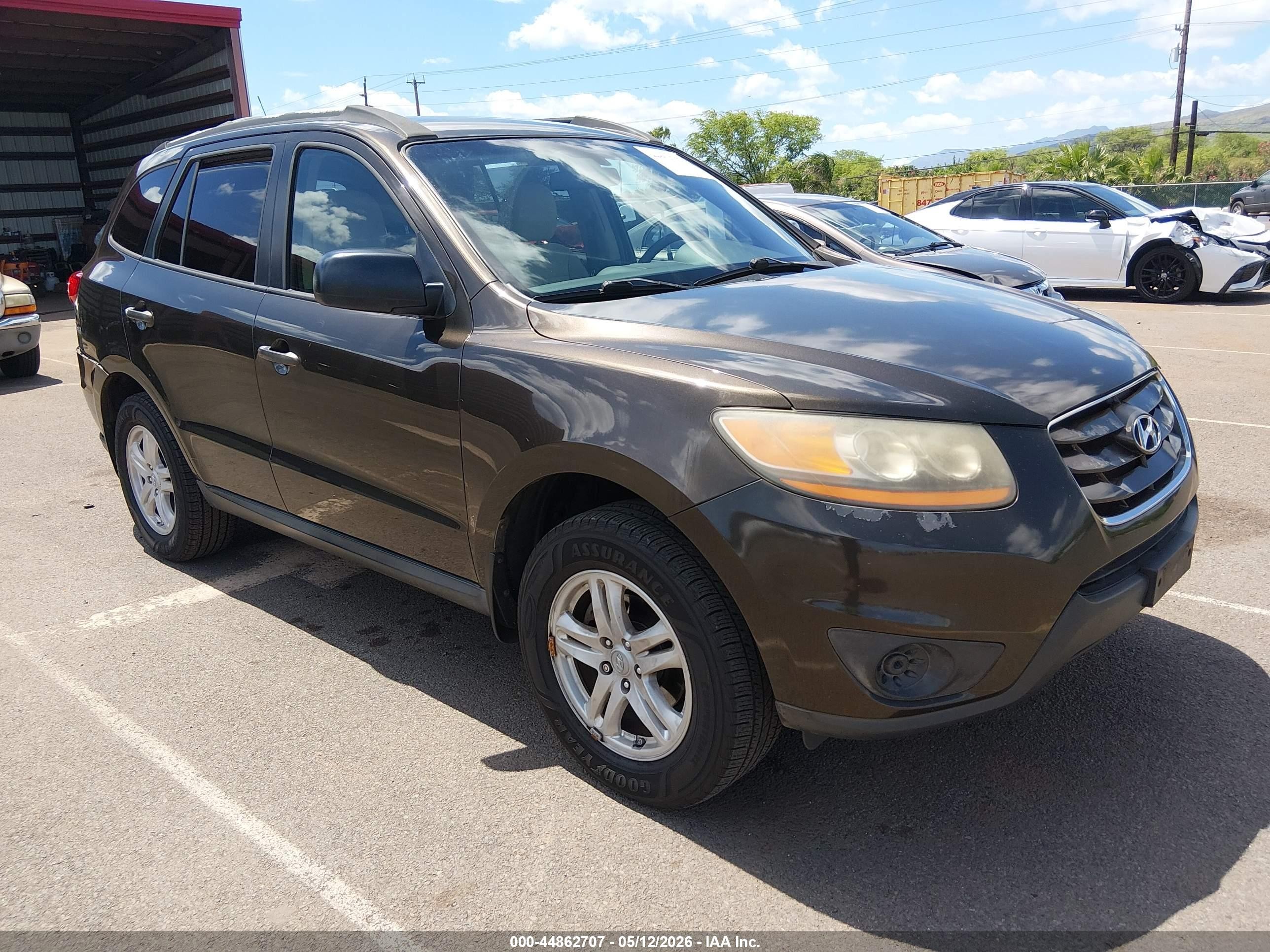 2011 Hyundai Santa Fe Gls Dark Brown vin: 5XYZG3AB1BG012837