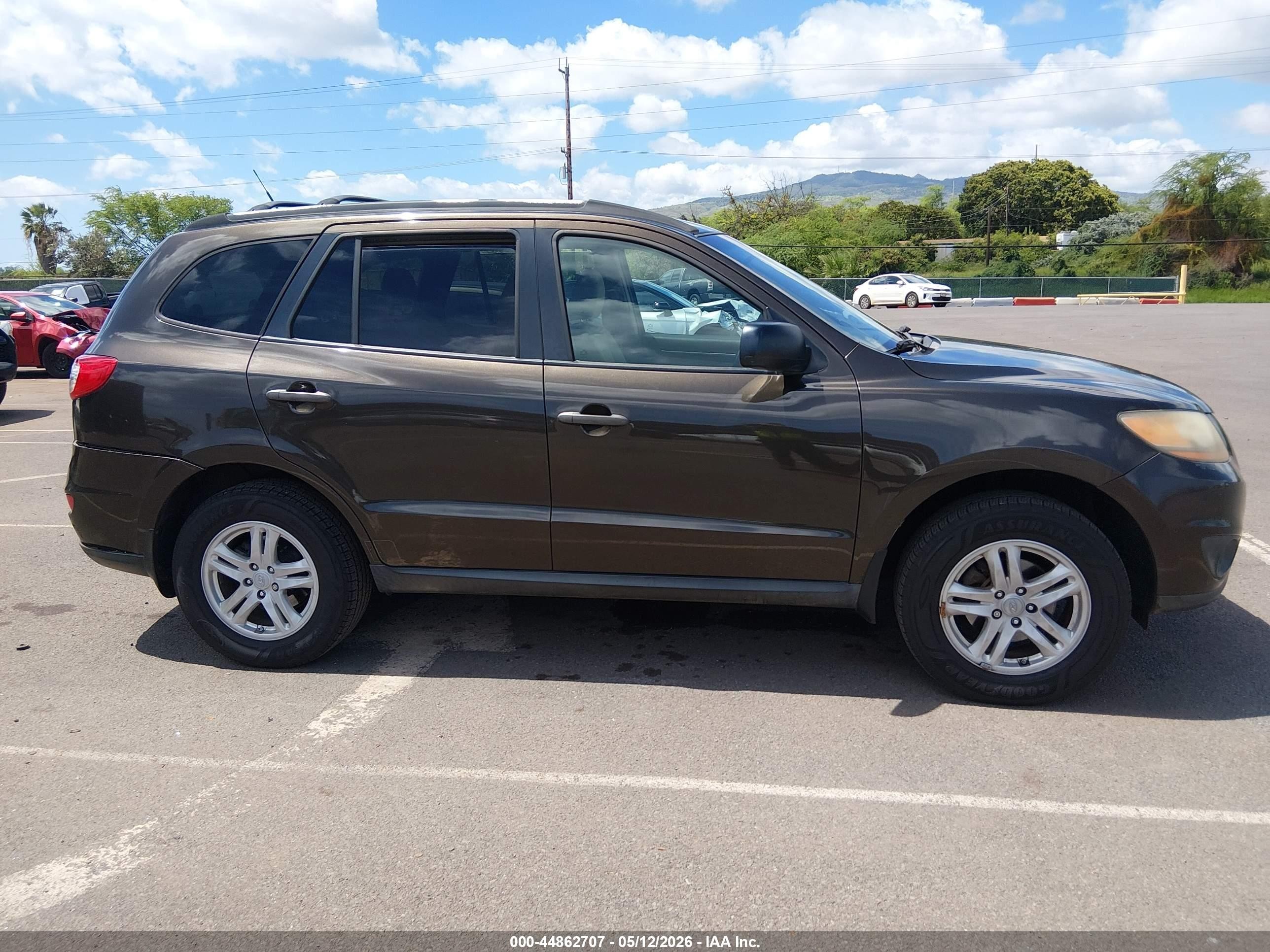 2011 Hyundai Santa Fe Gls Dark Brown vin: 5XYZG3AB1BG012837