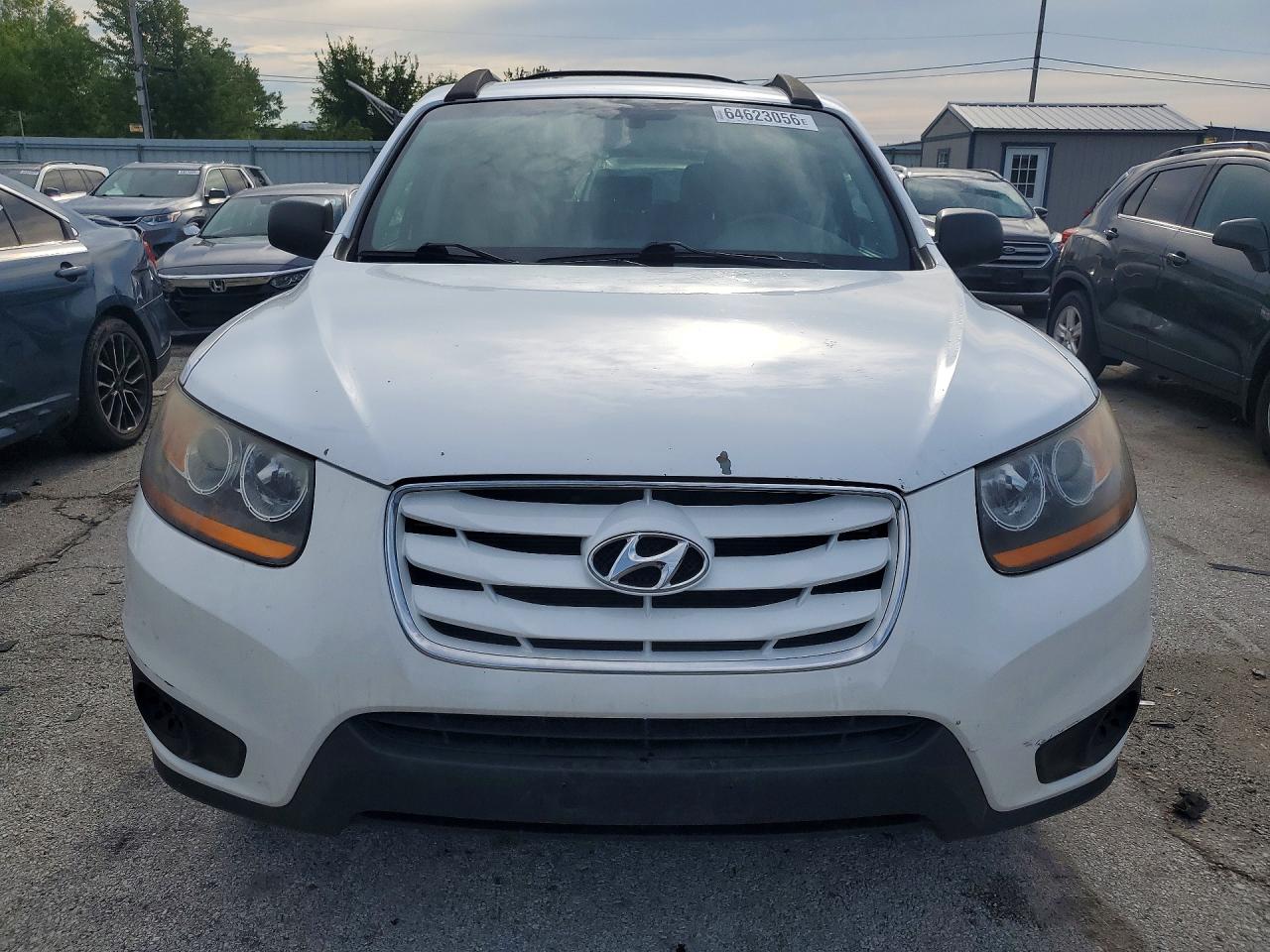 2011 Hyundai Santa Fe Gls White vin: 5XYZG3AB1BG025216