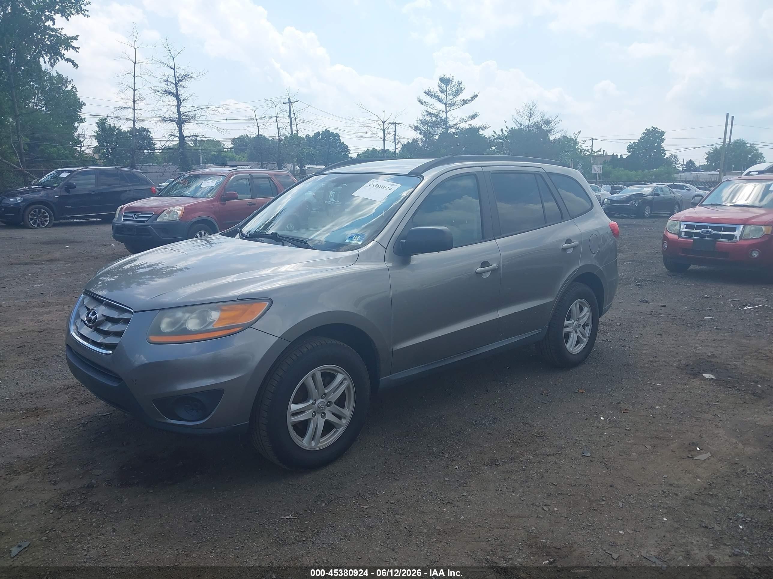 2011 Hyundai Santa Fe Gls Silver vin: 5XYZG3AB2BG010076