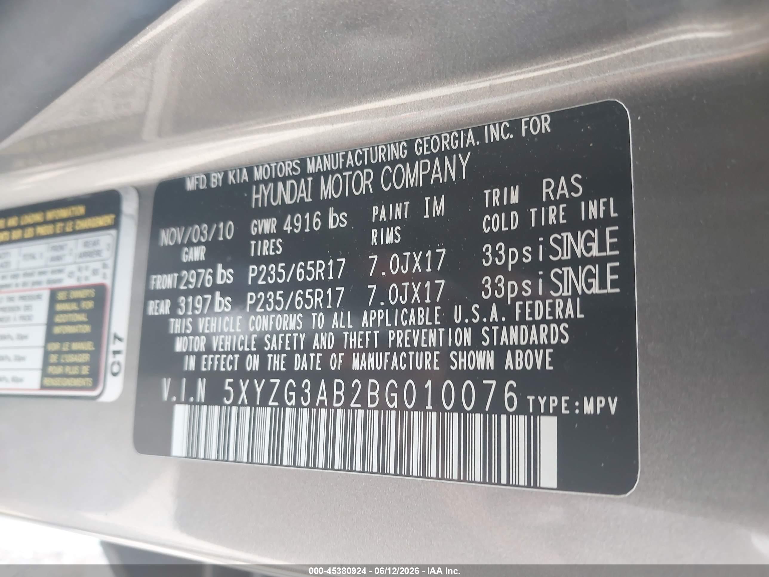 2011 Hyundai Santa Fe Gls Silver vin: 5XYZG3AB2BG010076