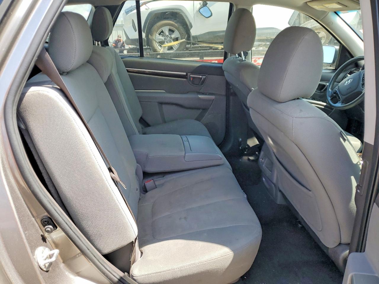 2011 Hyundai Santa Fe Gls Silver vin: 5XYZG3AB2BG076031