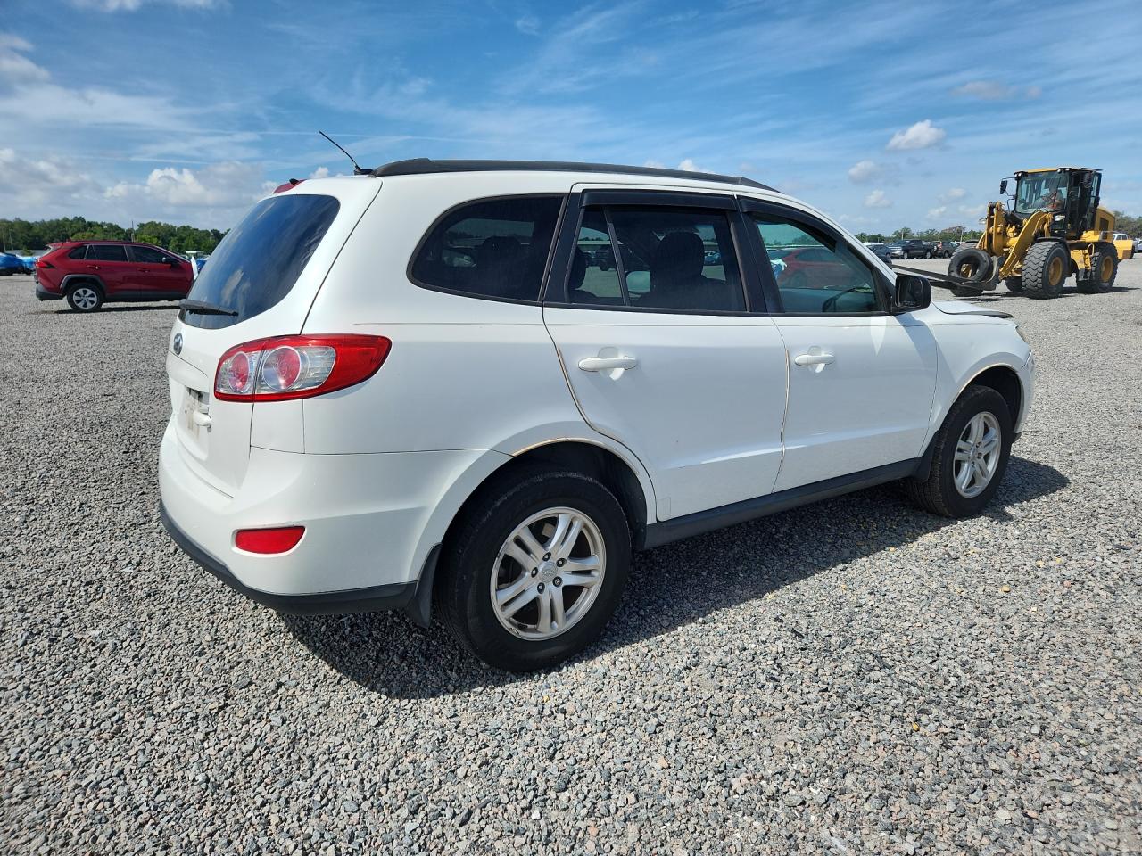 2012 Hyundai Santa Fe Gls White vin: 5XYZG3AB2CG114567
