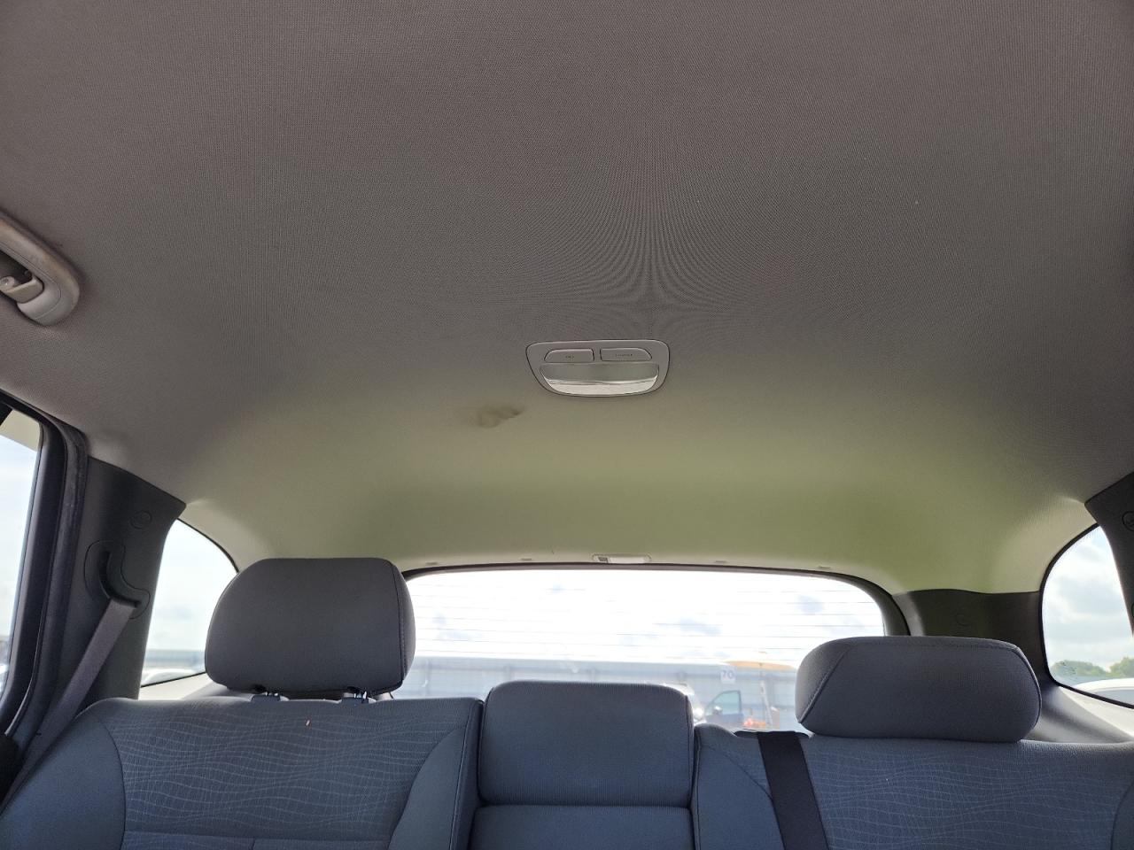 2012 Hyundai Santa Fe Gls White vin: 5XYZG3AB2CG114567