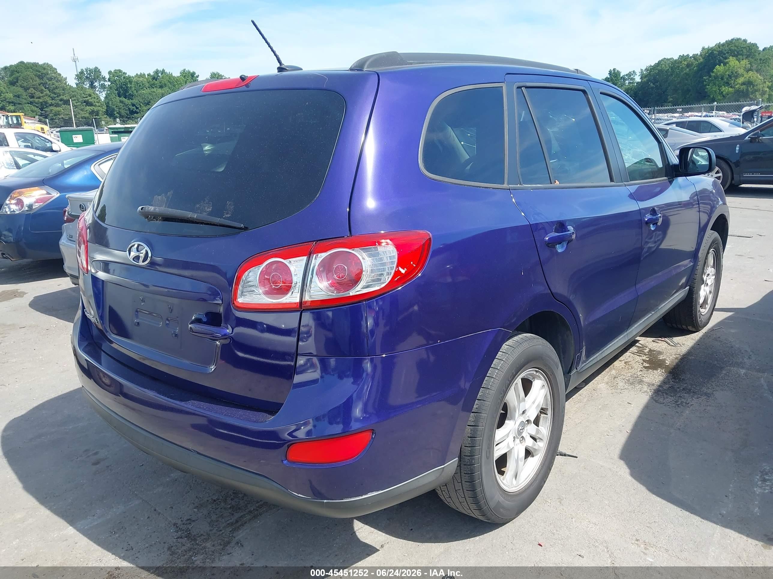 2012 Hyundai Santa Fe Gls Purple vin: 5XYZG3AB2CG122412