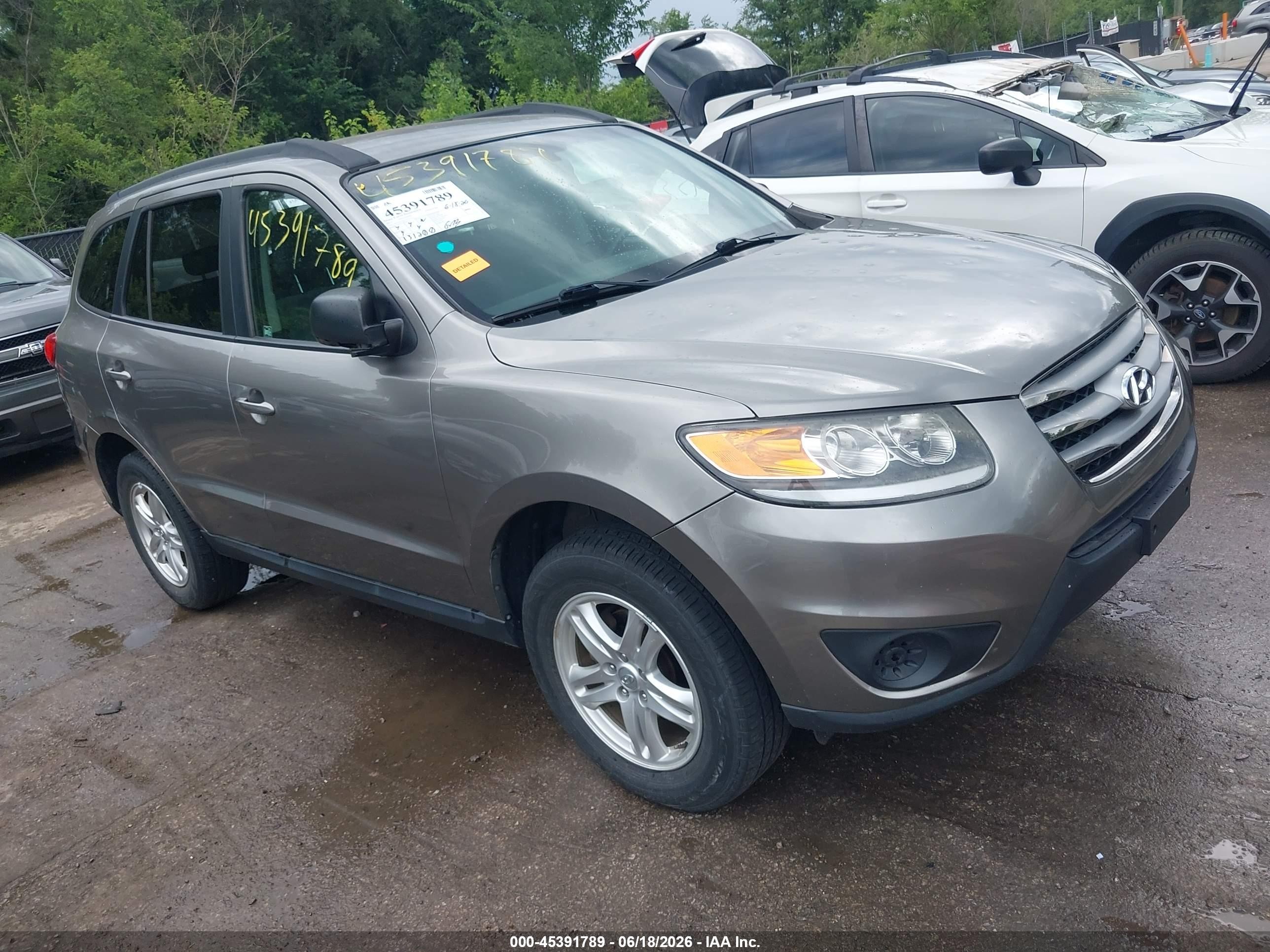 2012 Hyundai Santa Fe Gls Gray vin: 5XYZG3AB3CG115615