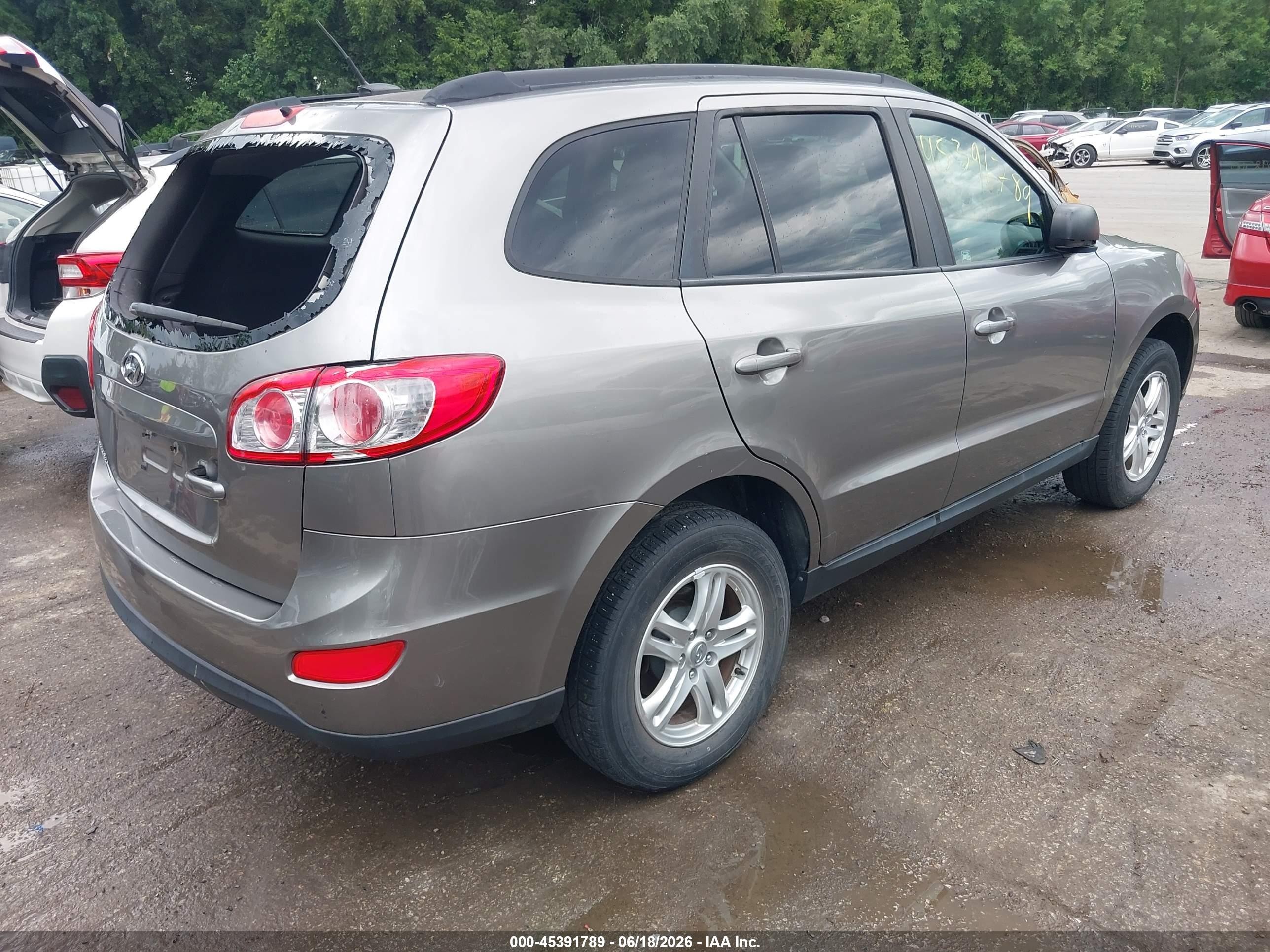 2012 Hyundai Santa Fe Gls Gray vin: 5XYZG3AB3CG115615