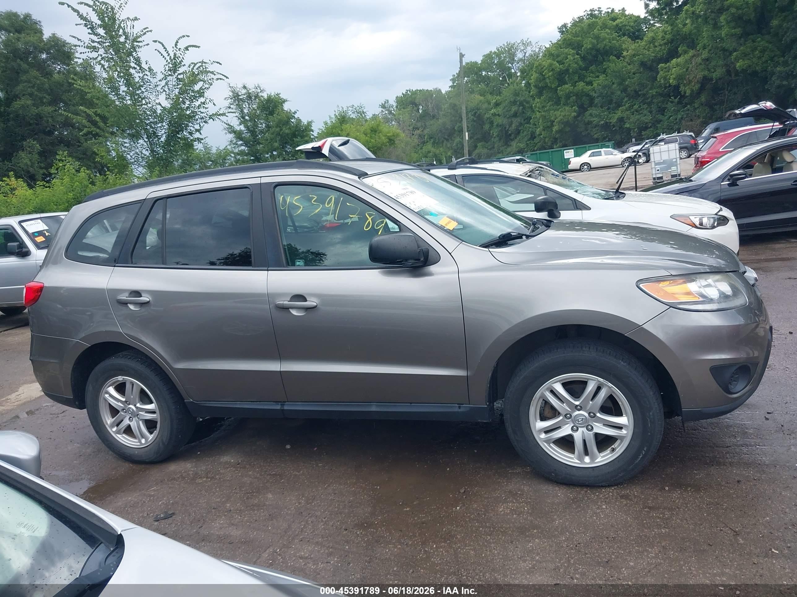 2012 Hyundai Santa Fe Gls Gray vin: 5XYZG3AB3CG115615