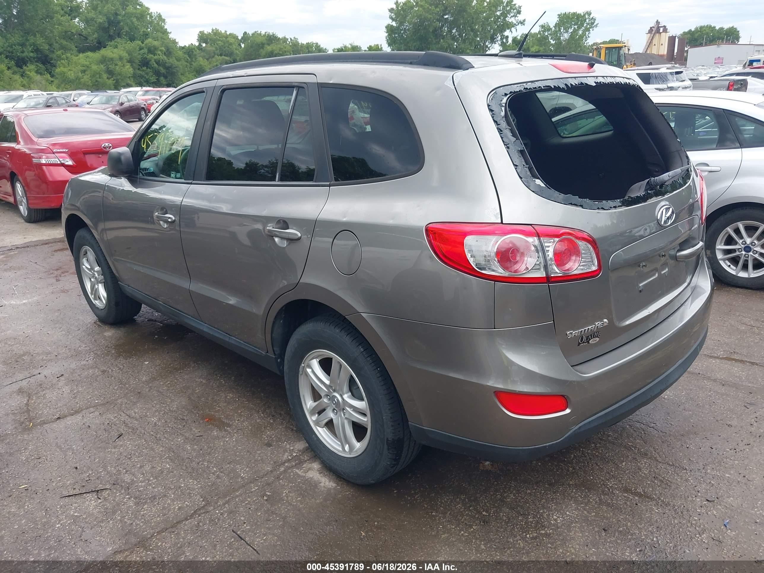 2012 Hyundai Santa Fe Gls Gray vin: 5XYZG3AB3CG115615