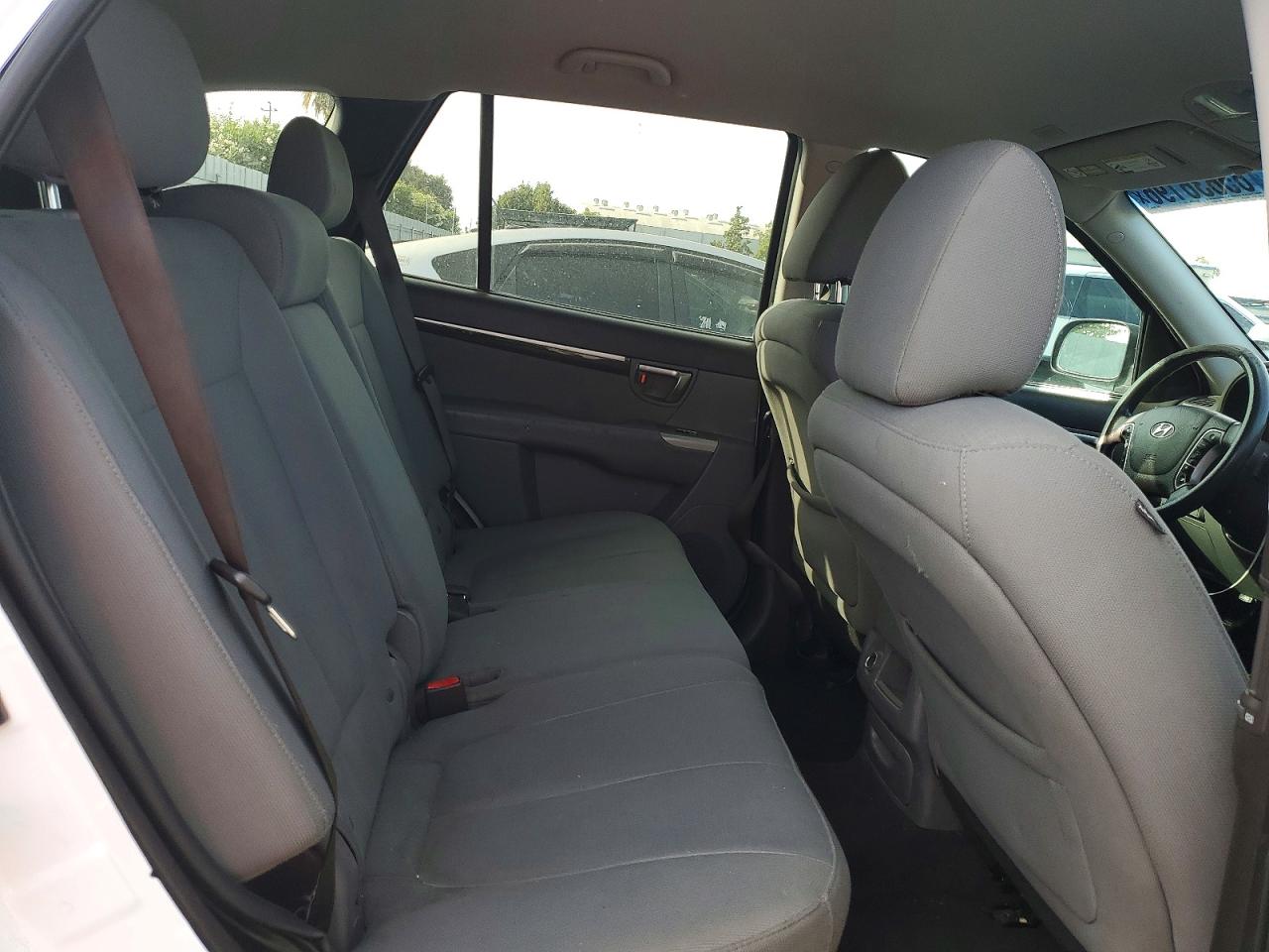 2011 Hyundai Santa Fe Gls White vin: 5XYZG3AB4BG044391