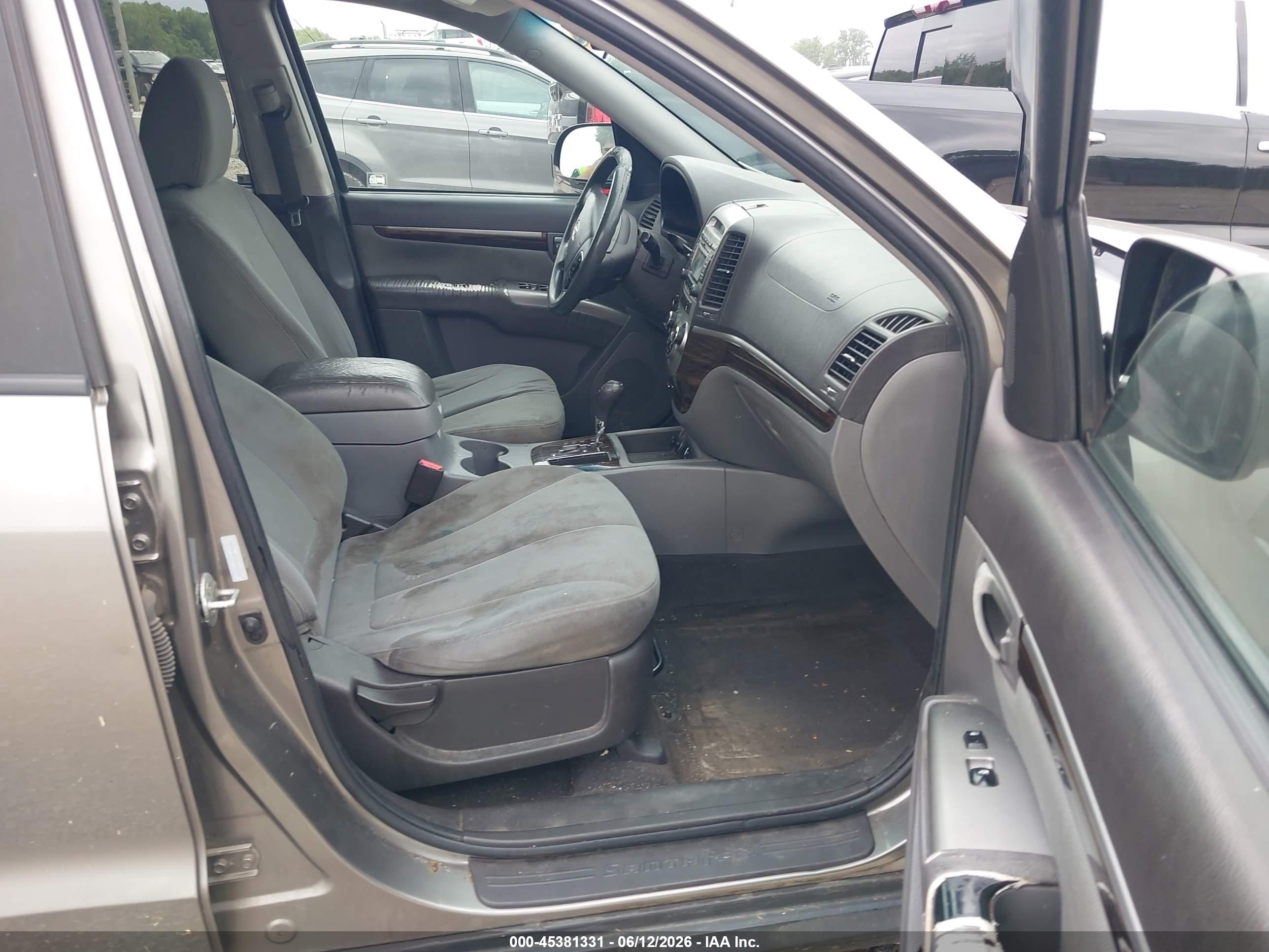 2011 Hyundai Santa Fe Gls Gray vin: 5XYZG3AB4BG058355