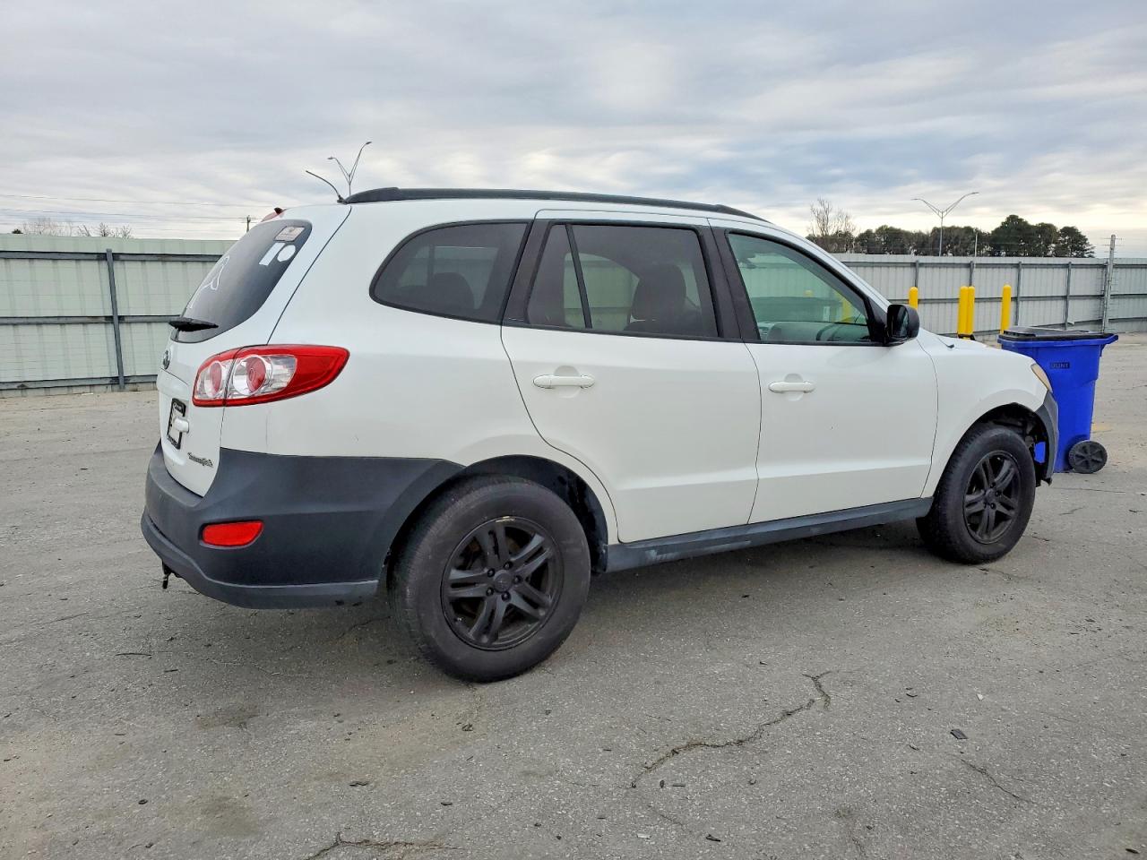 2011 Hyundai Santa Fe Gls White vin: 5XYZG3AB4BG083952