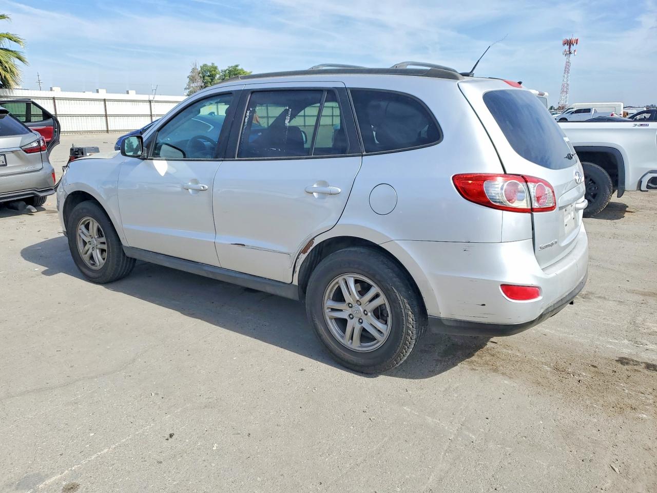 2012 Hyundai Santa Fe Gls Silver vin: 5XYZG3AB4CG102033
