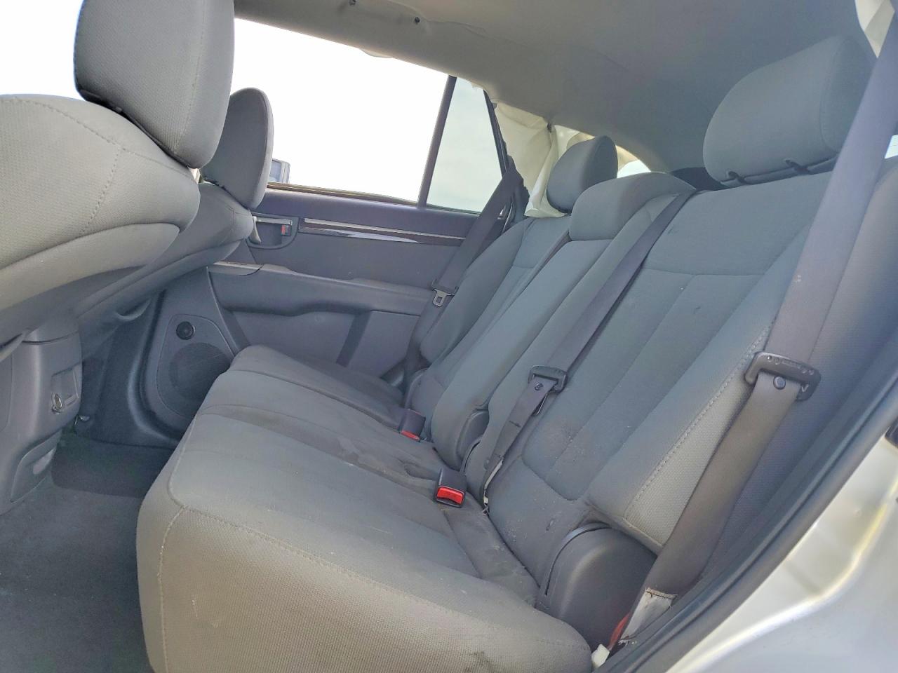2012 Hyundai Santa Fe Gls Silver vin: 5XYZG3AB4CG102033