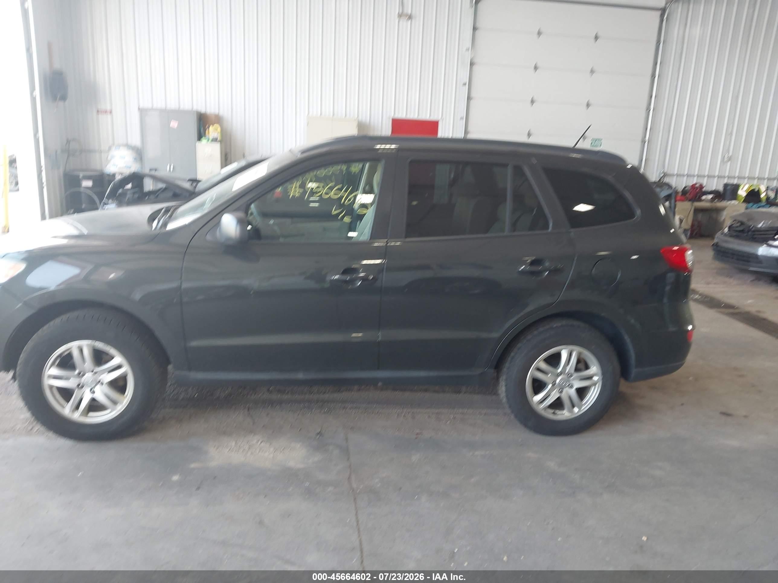 2012 Hyundai Santa Fe Gls Серый vin: 5XYZG3AB4CG130110