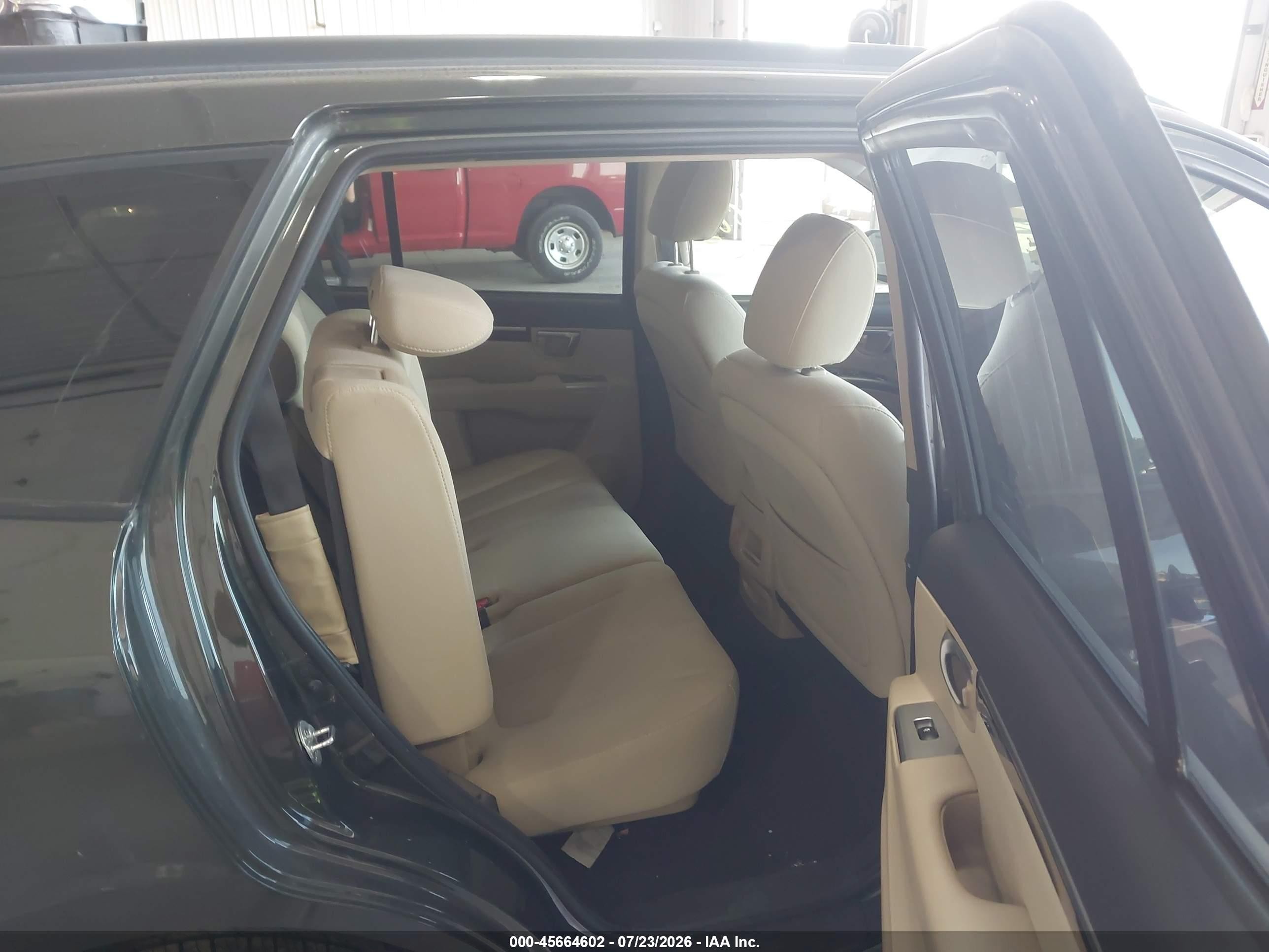 2012 Hyundai Santa Fe Gls Серый vin: 5XYZG3AB4CG130110
