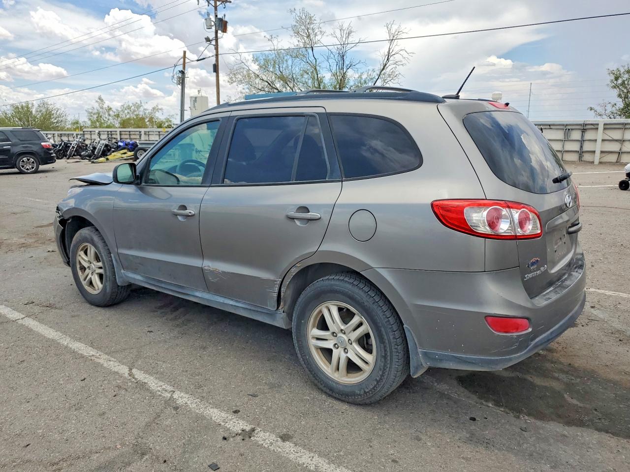 2012 Hyundai Santa Fe Gls Silver vin: 5XYZG3AB4CG155525