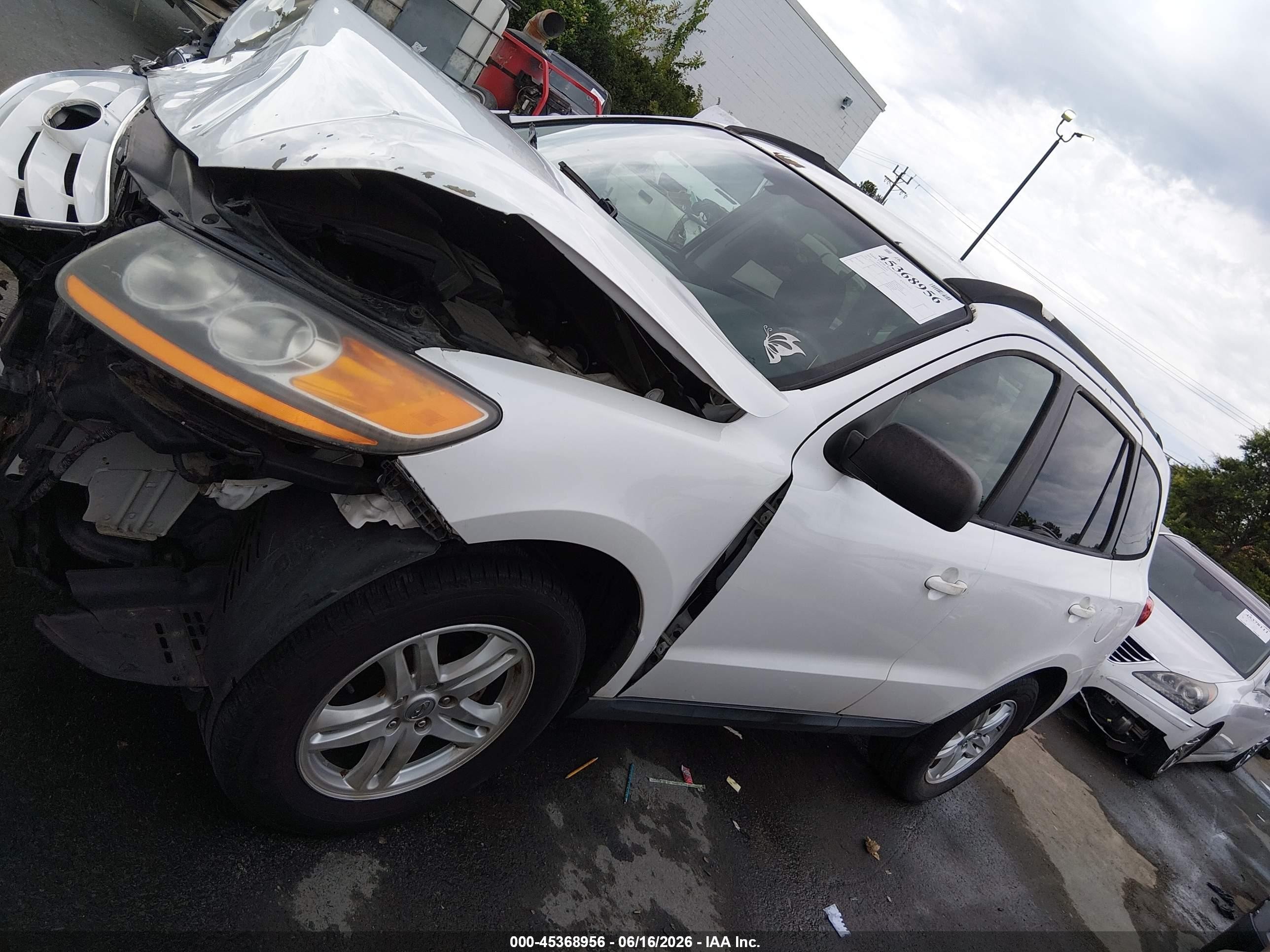 2011 Hyundai Santa Fe Gls White vin: 5XYZG3AB5BG005972