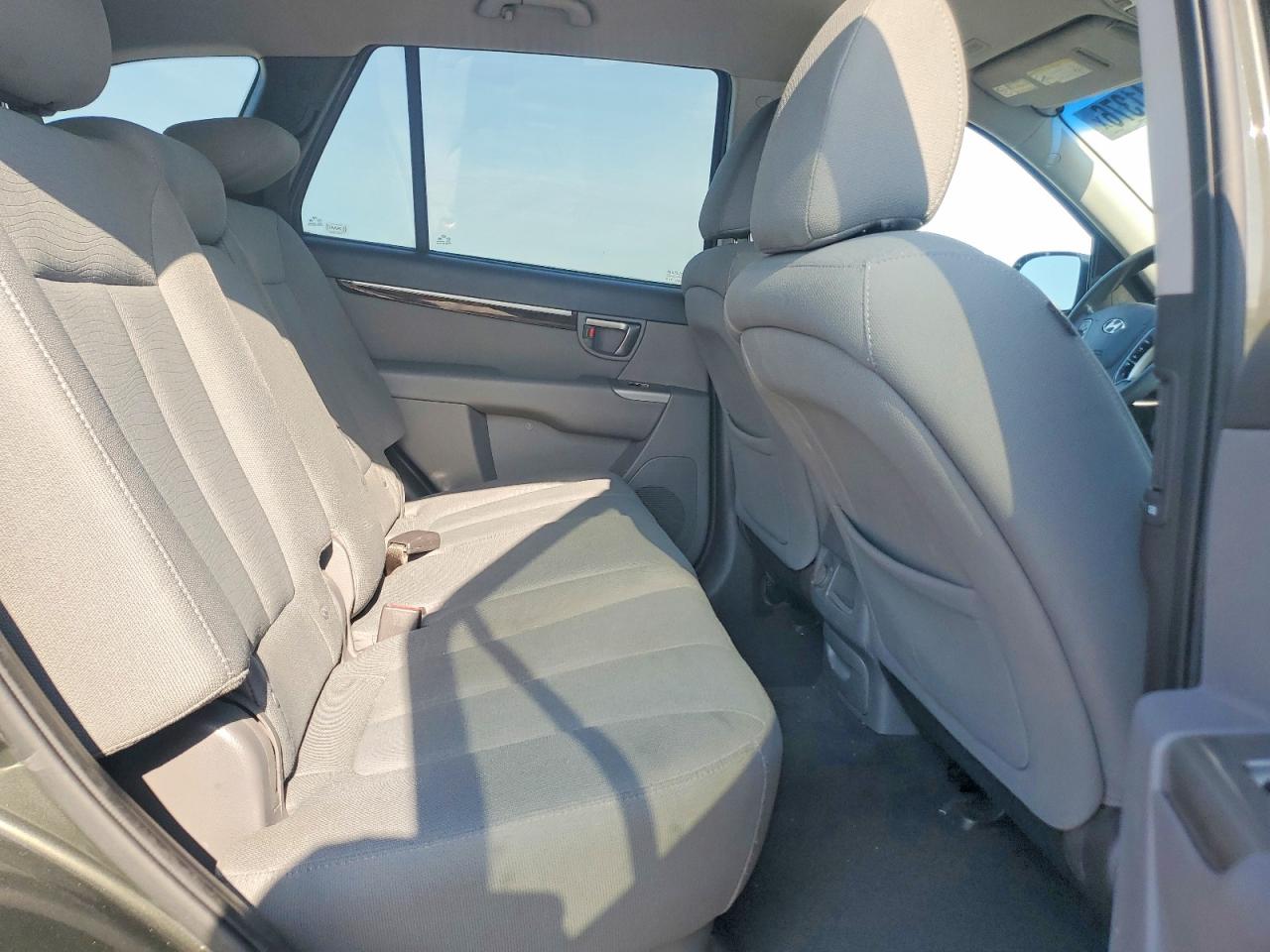 2012 Hyundai Santa Fe Gls Charcoal vin: 5XYZG3AB6CG092685