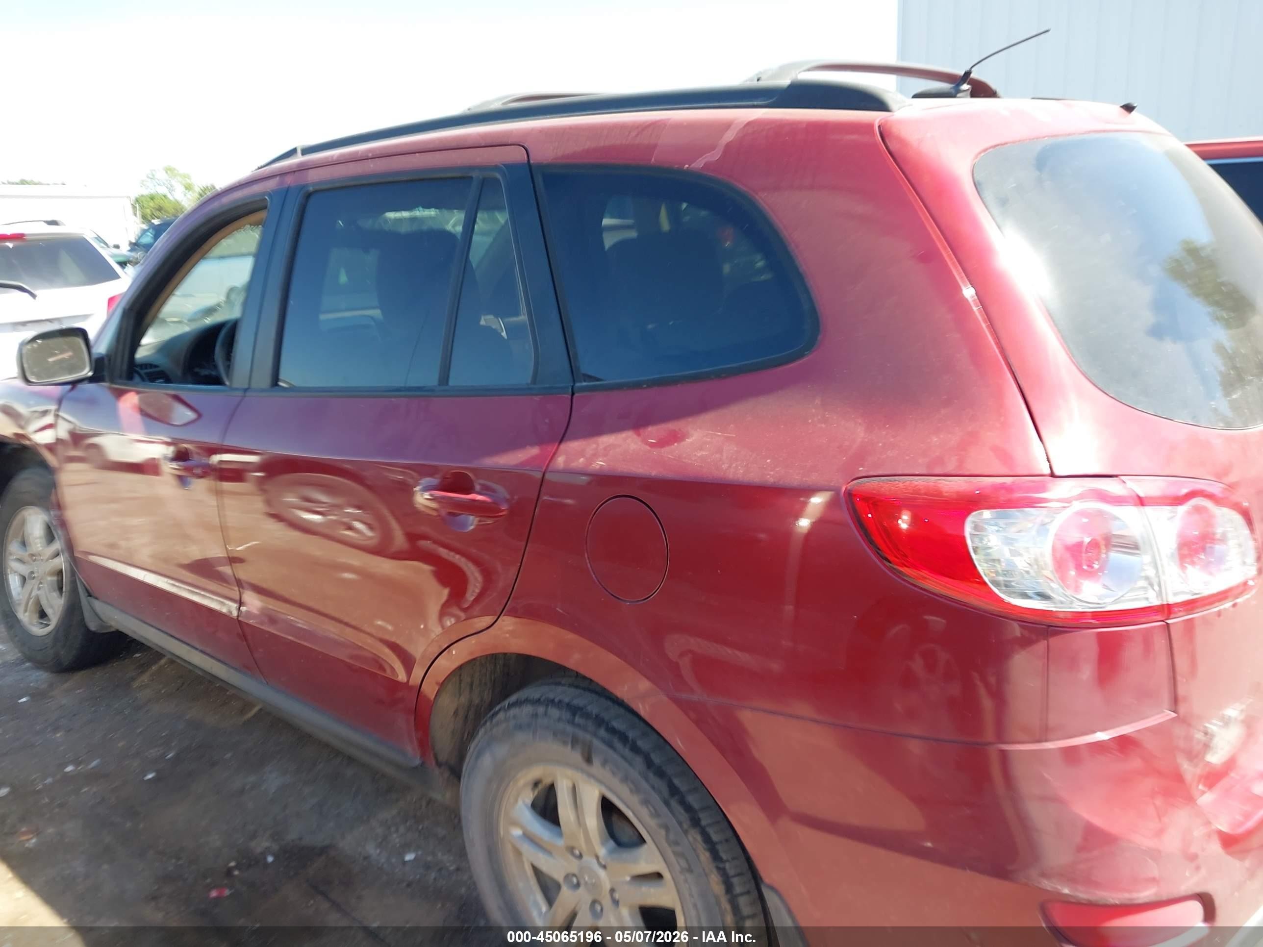 2011 Hyundai Santa Fe Gls Red vin: 5XYZG3AB7BG013409