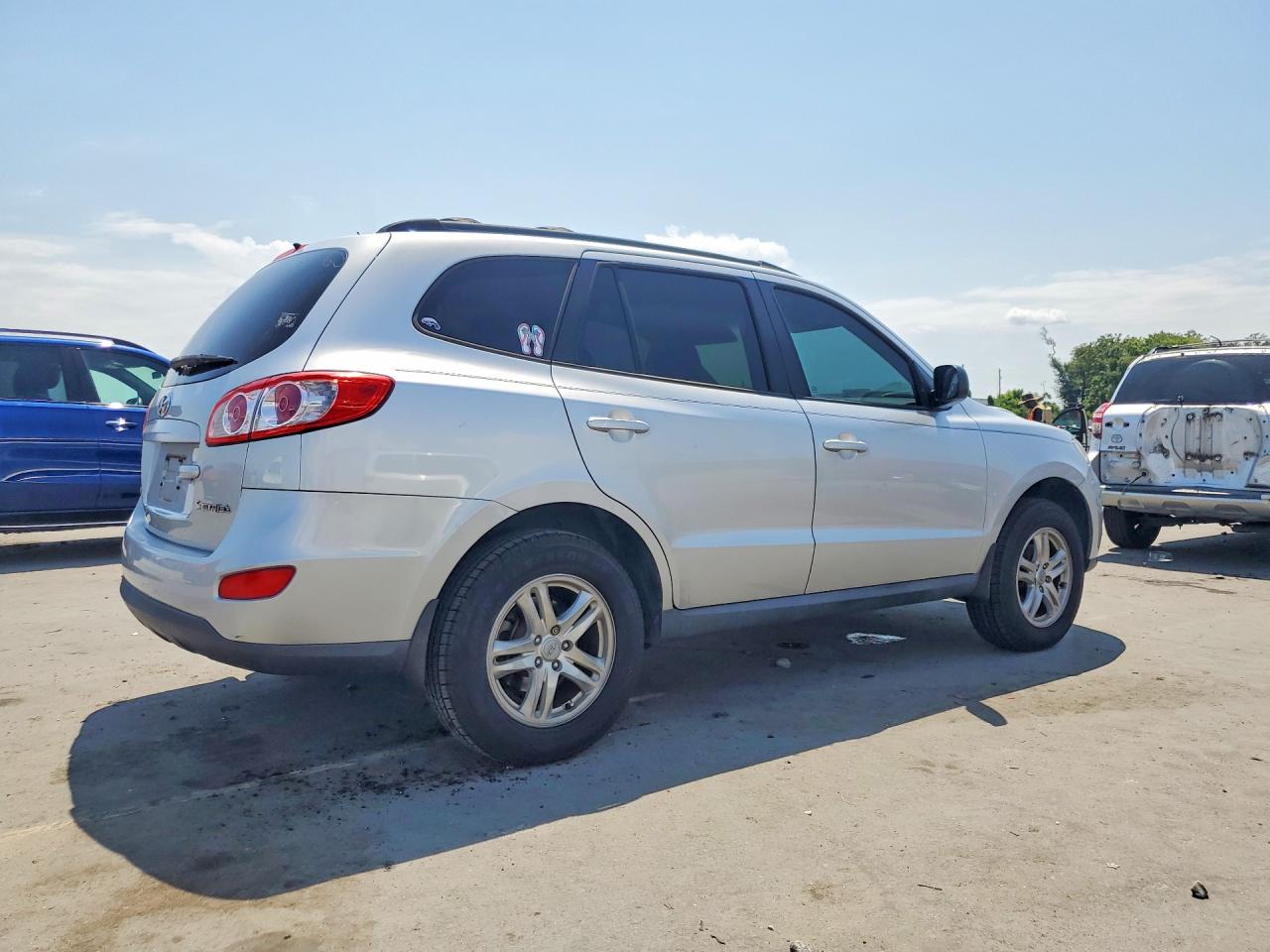 2011 Hyundai Santa Fe Gls Silver vin: 5XYZG3AB7BG075554