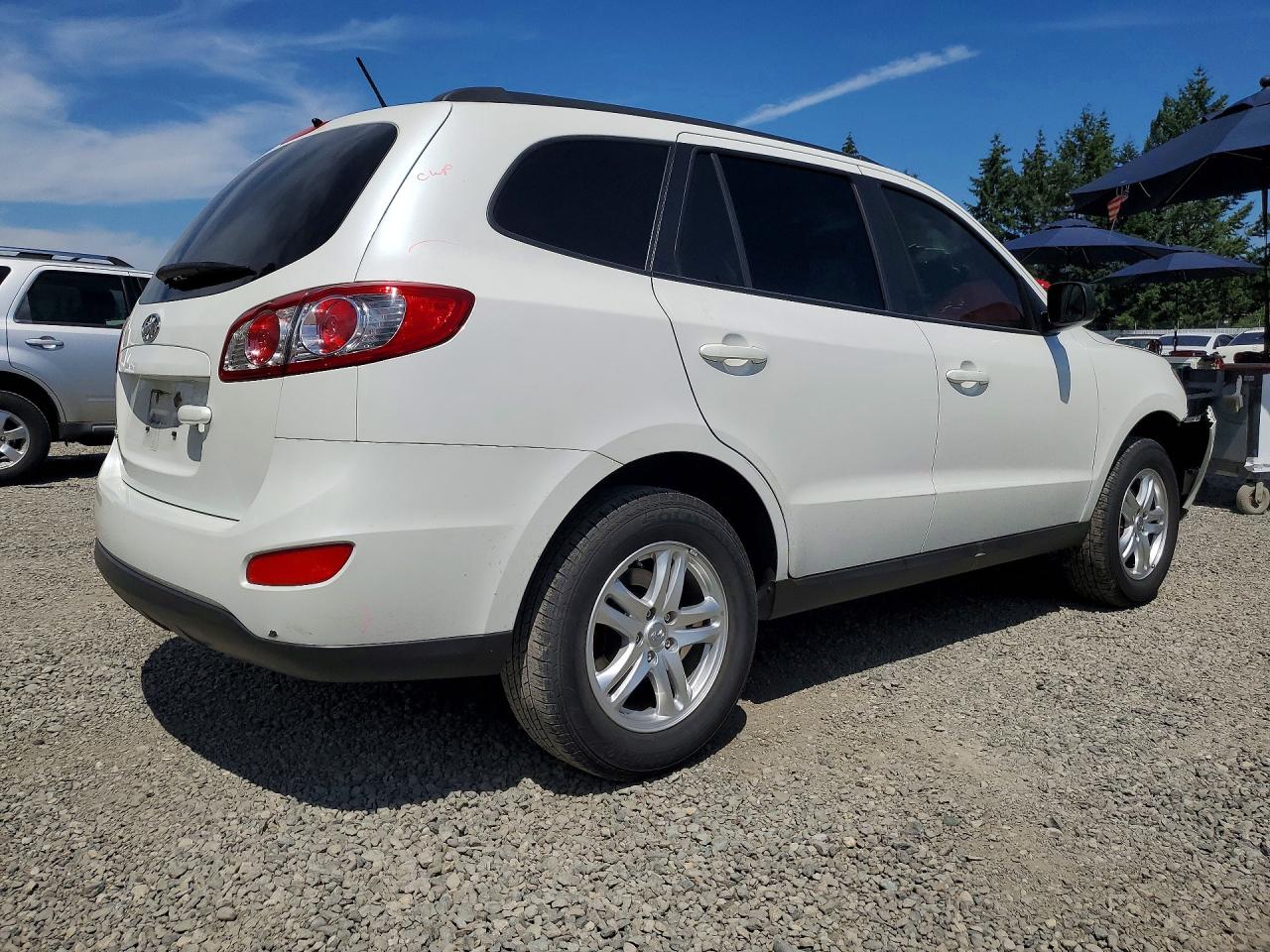 2012 Hyundai Santa Fe Gls White vin: 5XYZG3AB7CG095594