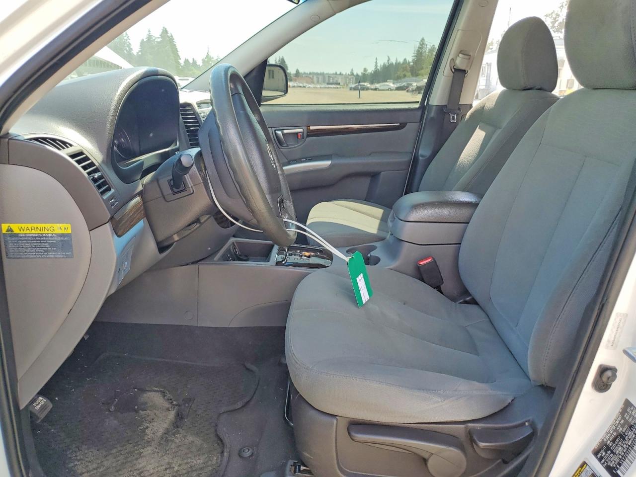 2012 Hyundai Santa Fe Gls White vin: 5XYZG3AB7CG095594