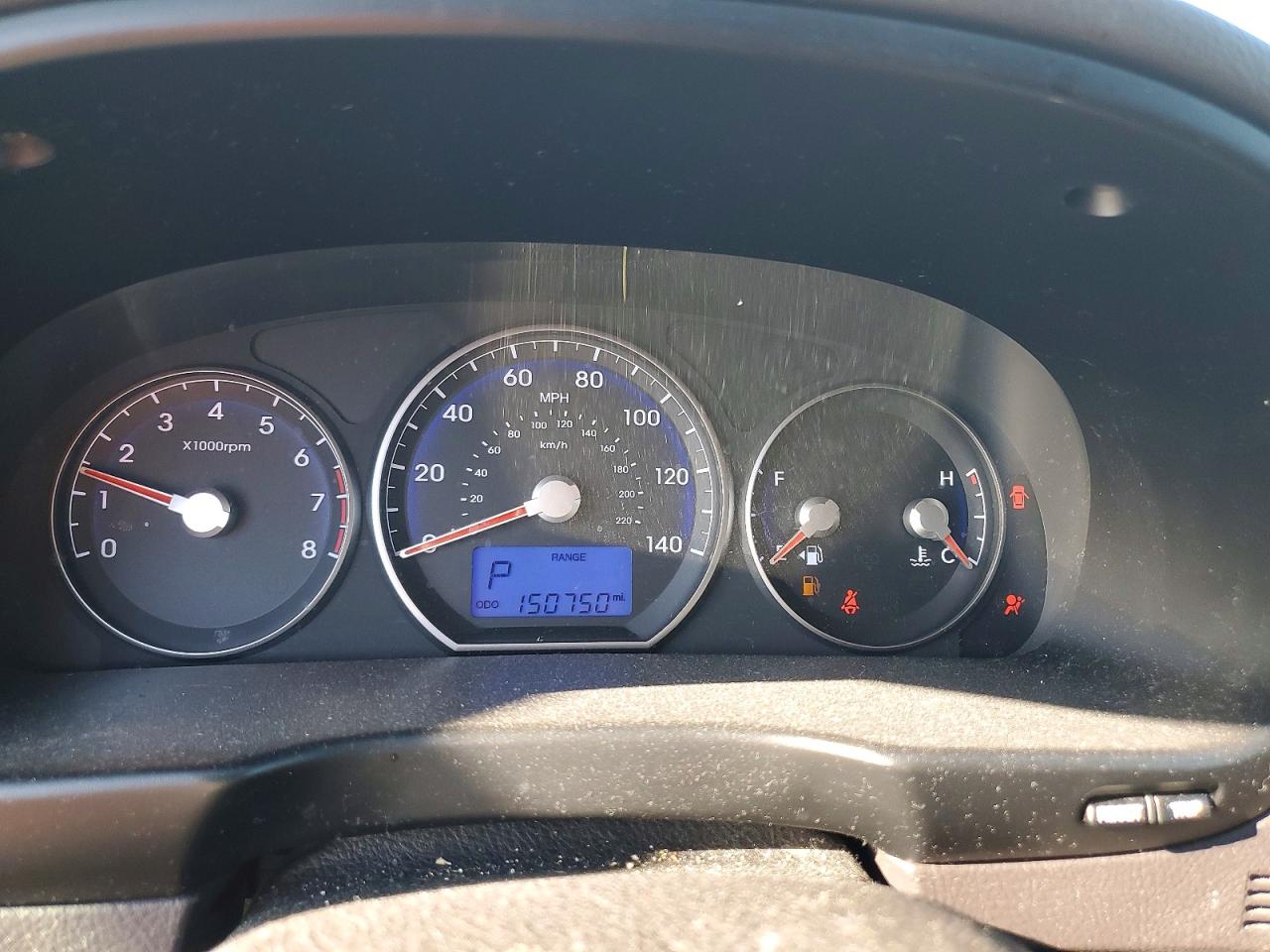 2012 Hyundai Santa Fe Gls White vin: 5XYZG3AB7CG151632