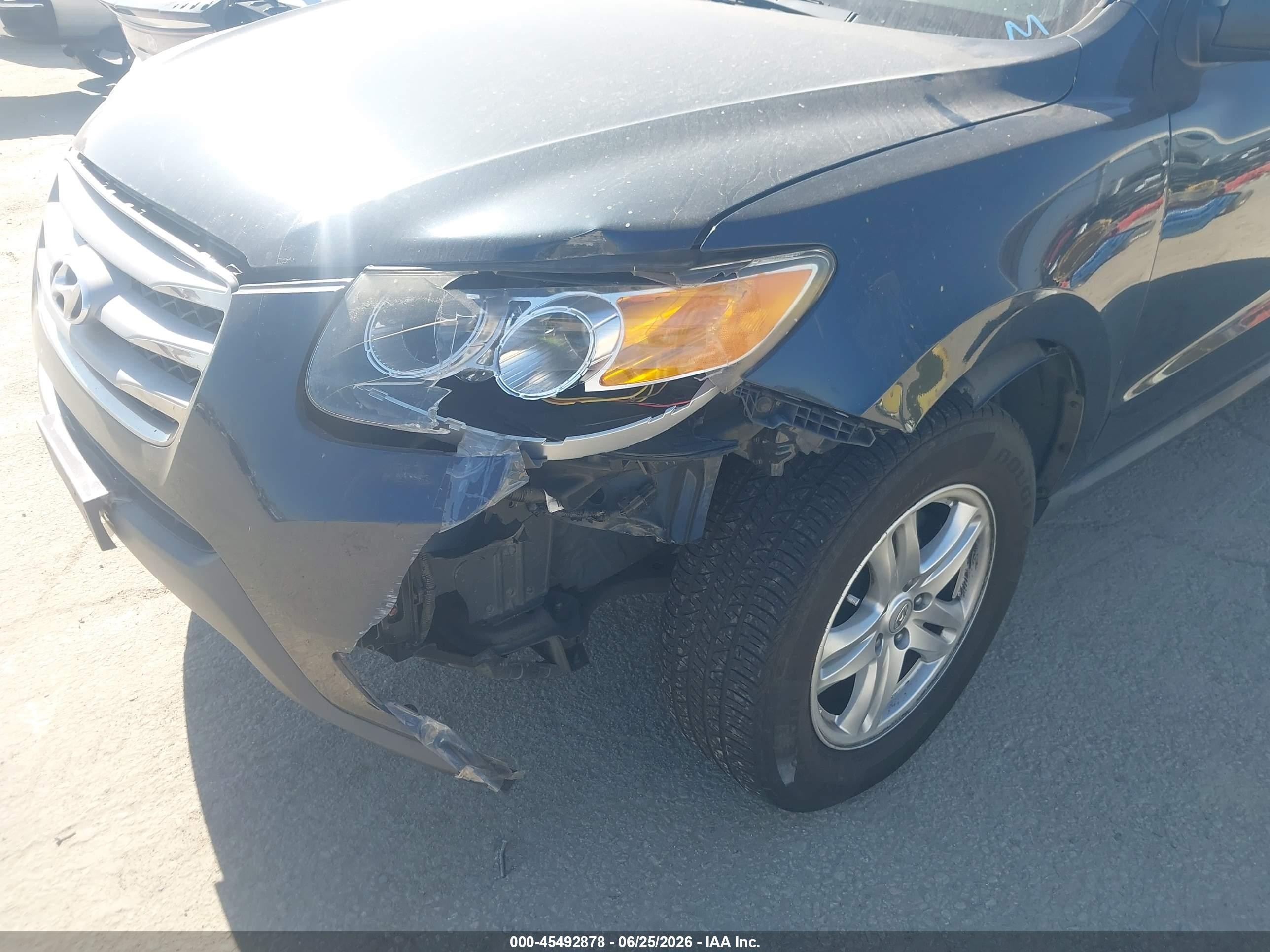 2012 Hyundai Santa Fe Gls Black vin: 5XYZG3AB8CG100477