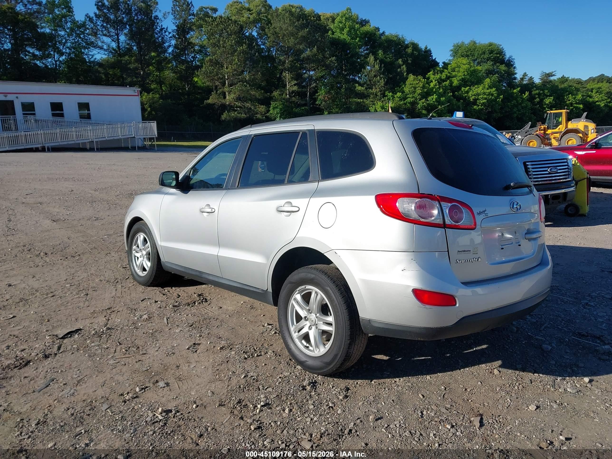 2012 Hyundai Santa Fe Gls Серебряный vin: 5XYZG3AB8CG101368