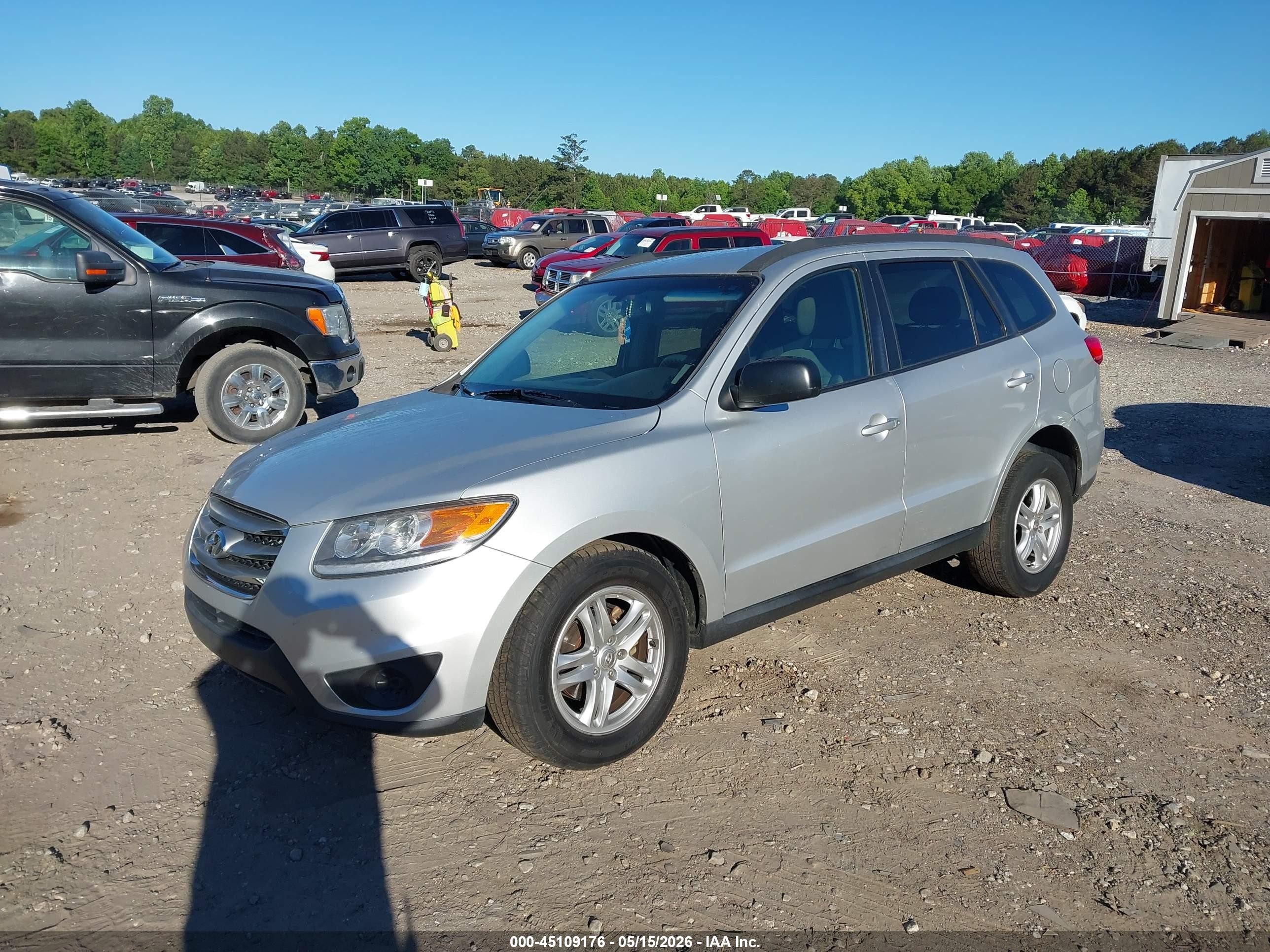 2012 Hyundai Santa Fe Gls Серебряный vin: 5XYZG3AB8CG101368