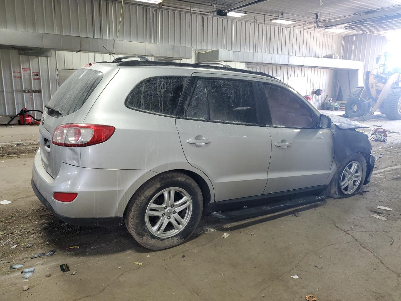 2012 Hyundai Santa Fe Gls Silver vin: 5XYZG3AB8CG122298