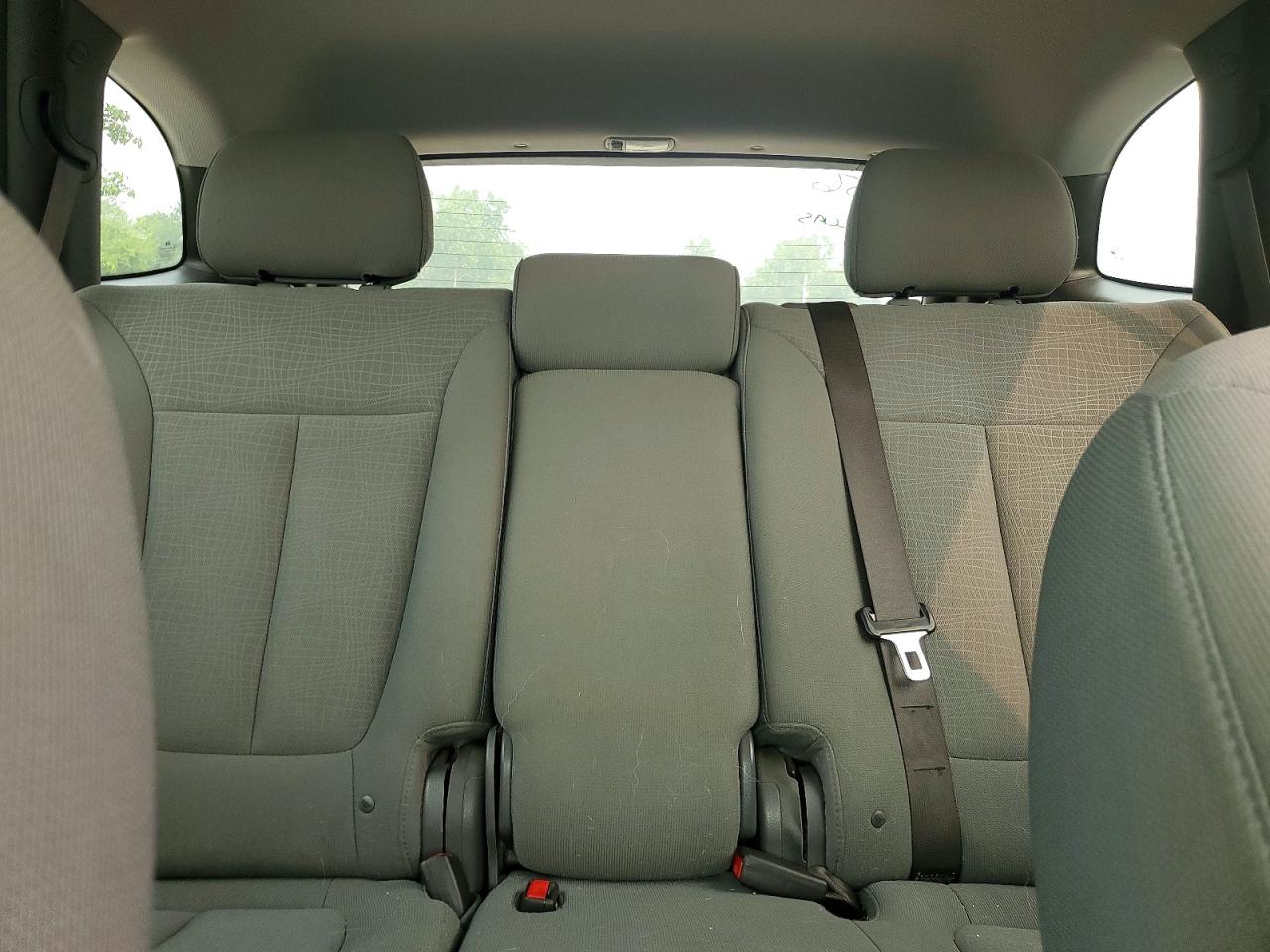 2011 Hyundai Santa Fe Gls Silver vin: 5XYZG3AB9BG018336