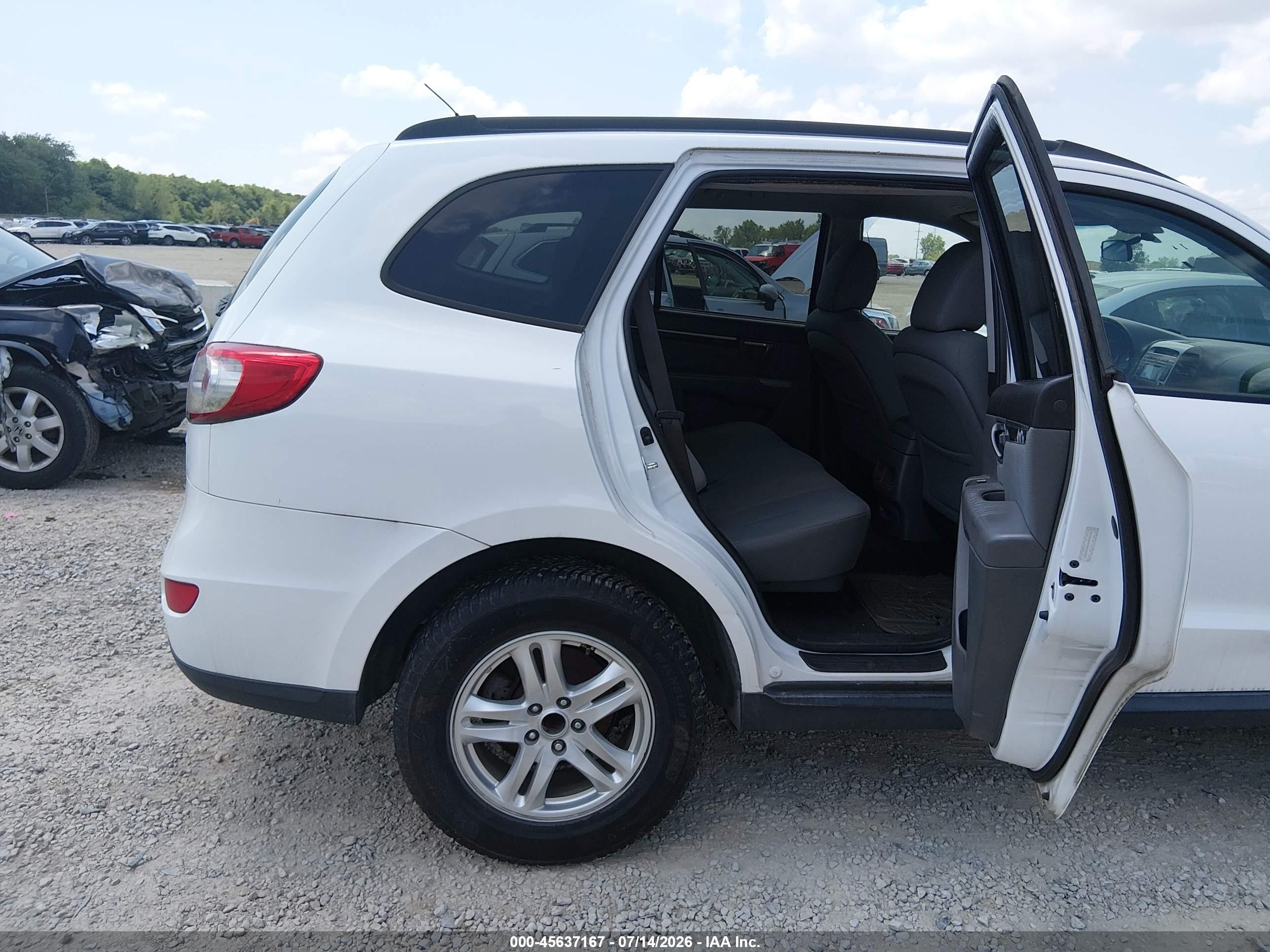 2011 Hyundai Santa Fe Gls White vin: 5XYZG3AB9BG057735