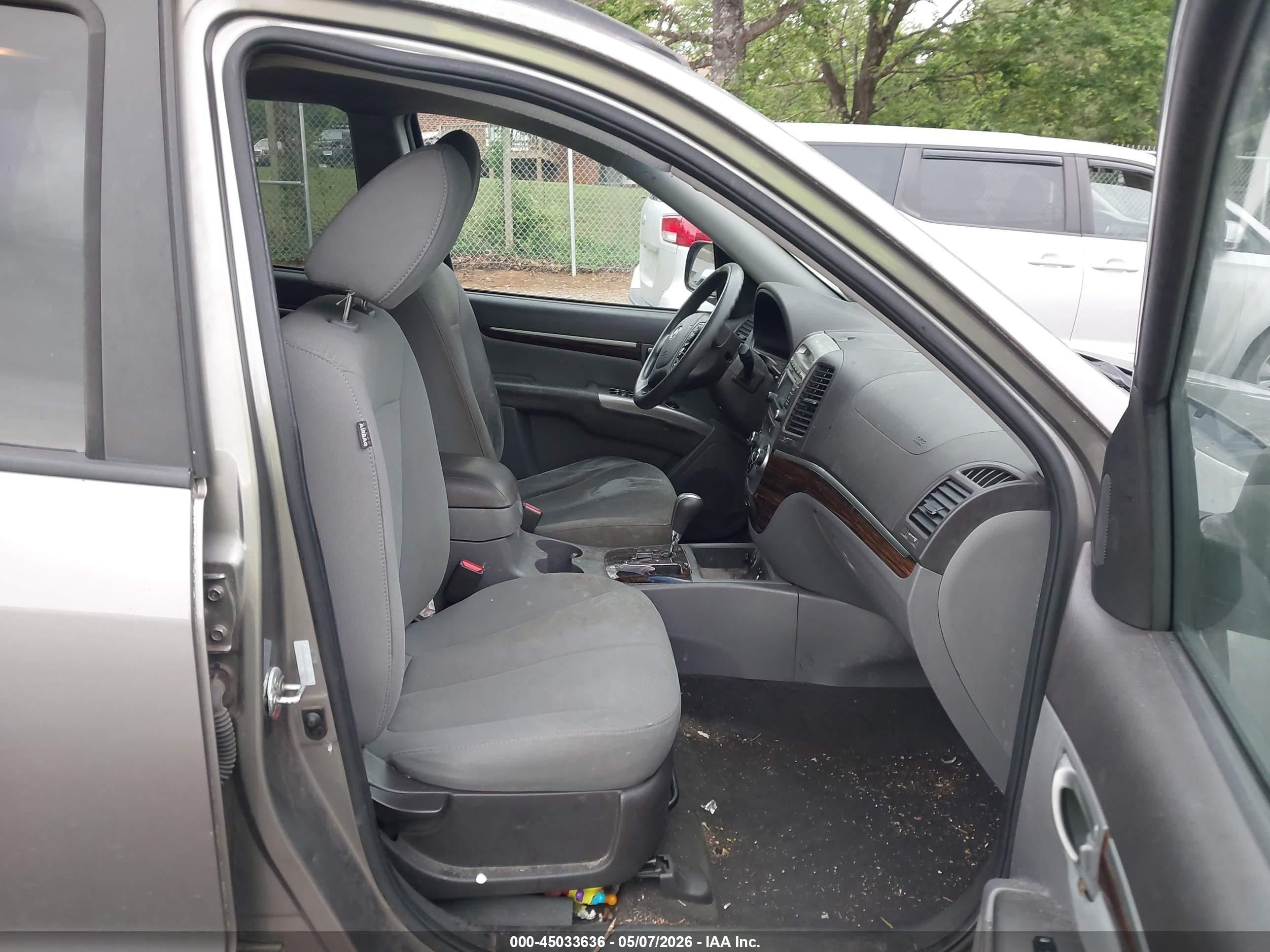 2012 Hyundai Santa Fe Gls Gray vin: 5XYZG3AB9CG101251