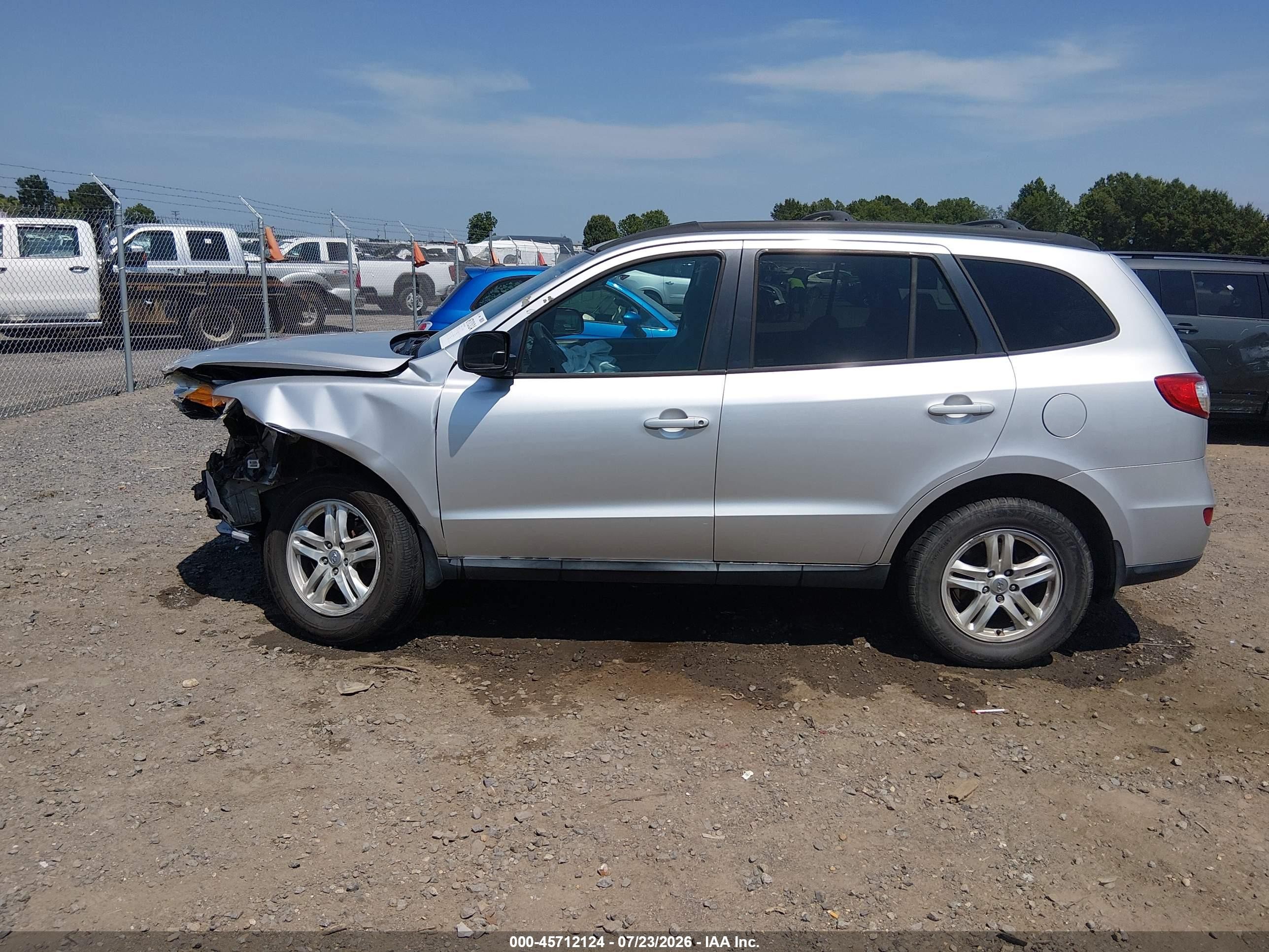 2012 Hyundai Santa Fe Gls Silver vin: 5XYZG3AB9CG161823