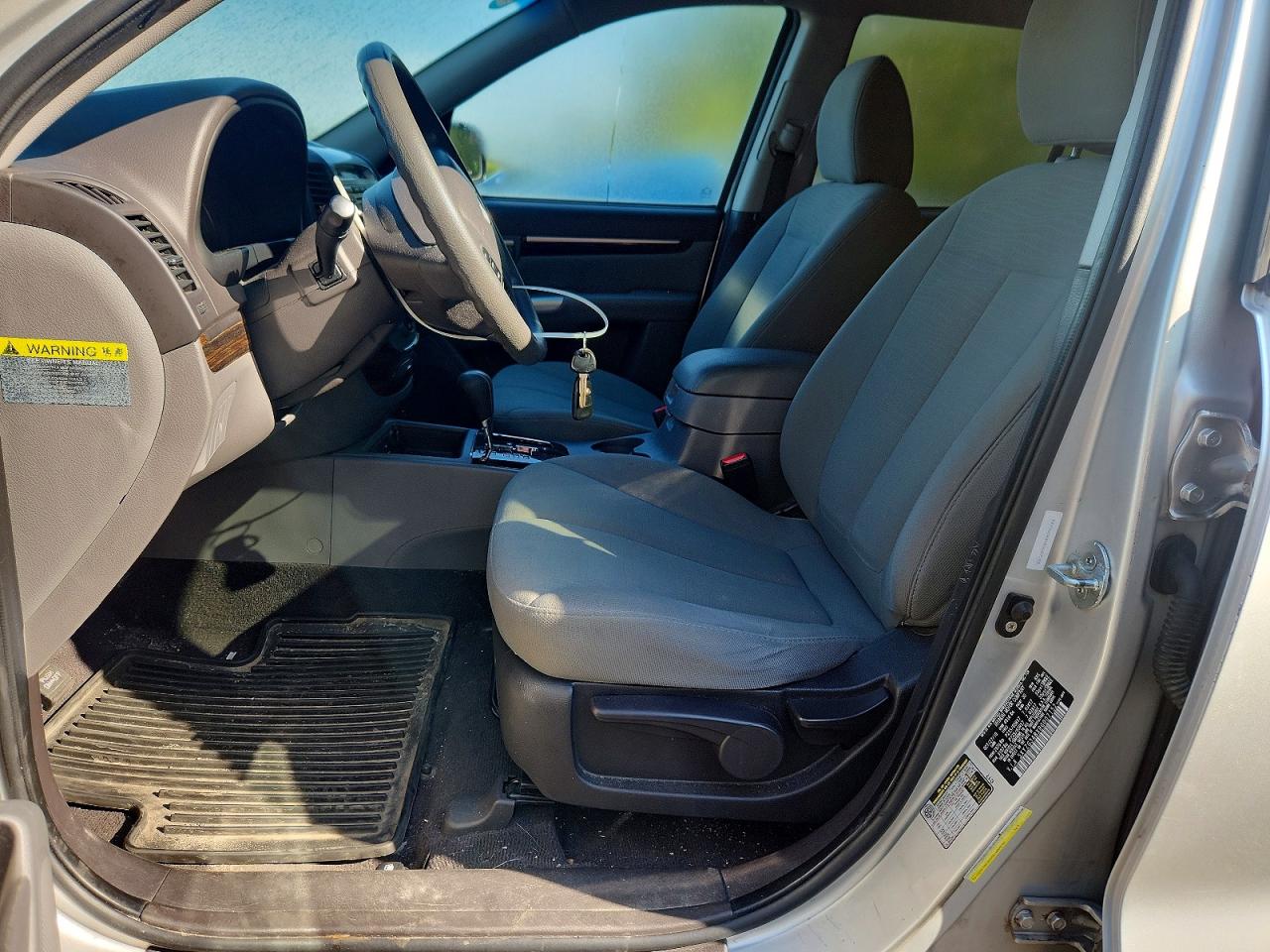 2011 Hyundai Santa Fe Gls Silver vin: 5XYZG3ABXBG007152