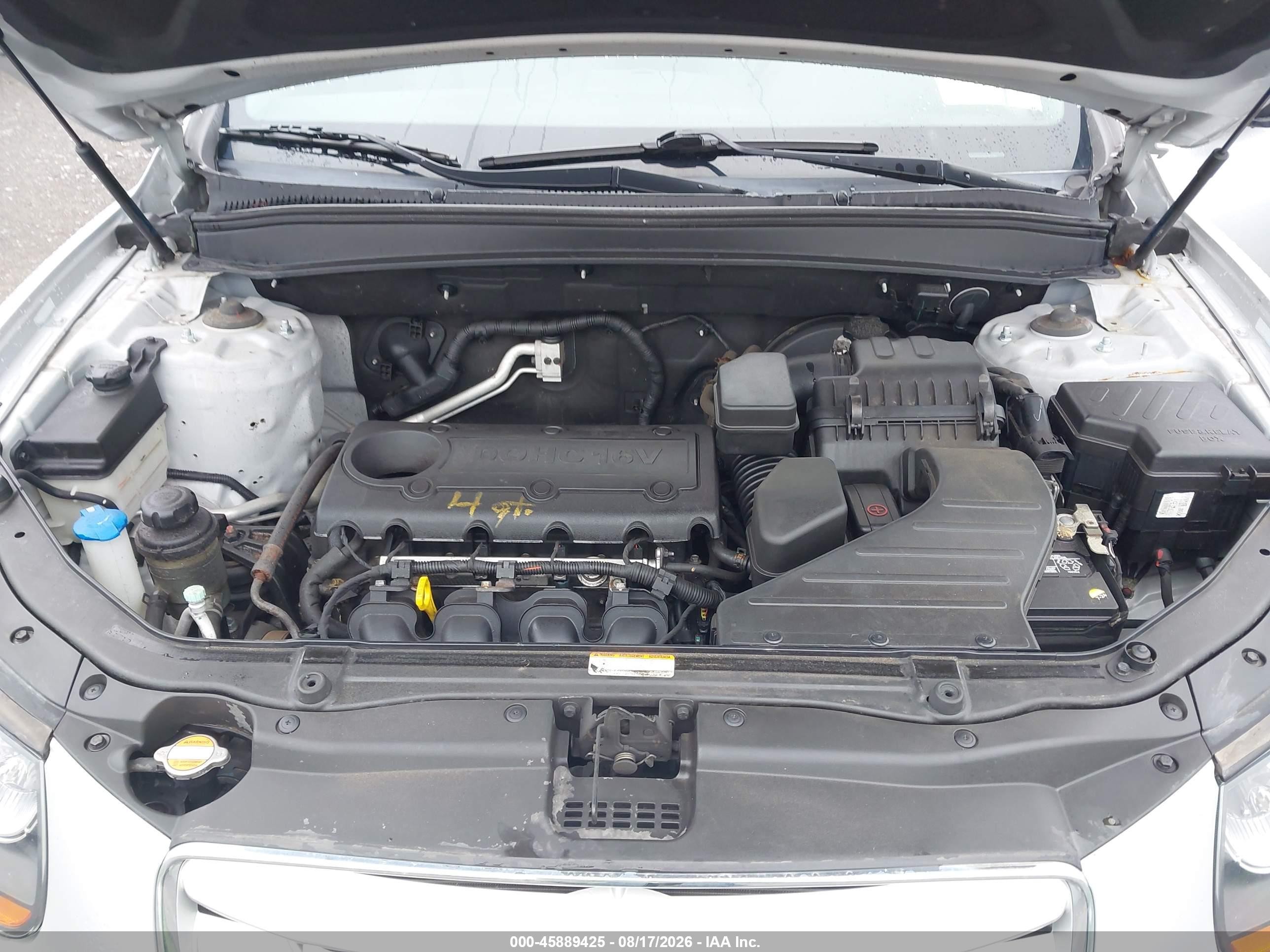 2011 Hyundai Santa Fe Gls Silver vin: 5XYZG3ABXBG083485