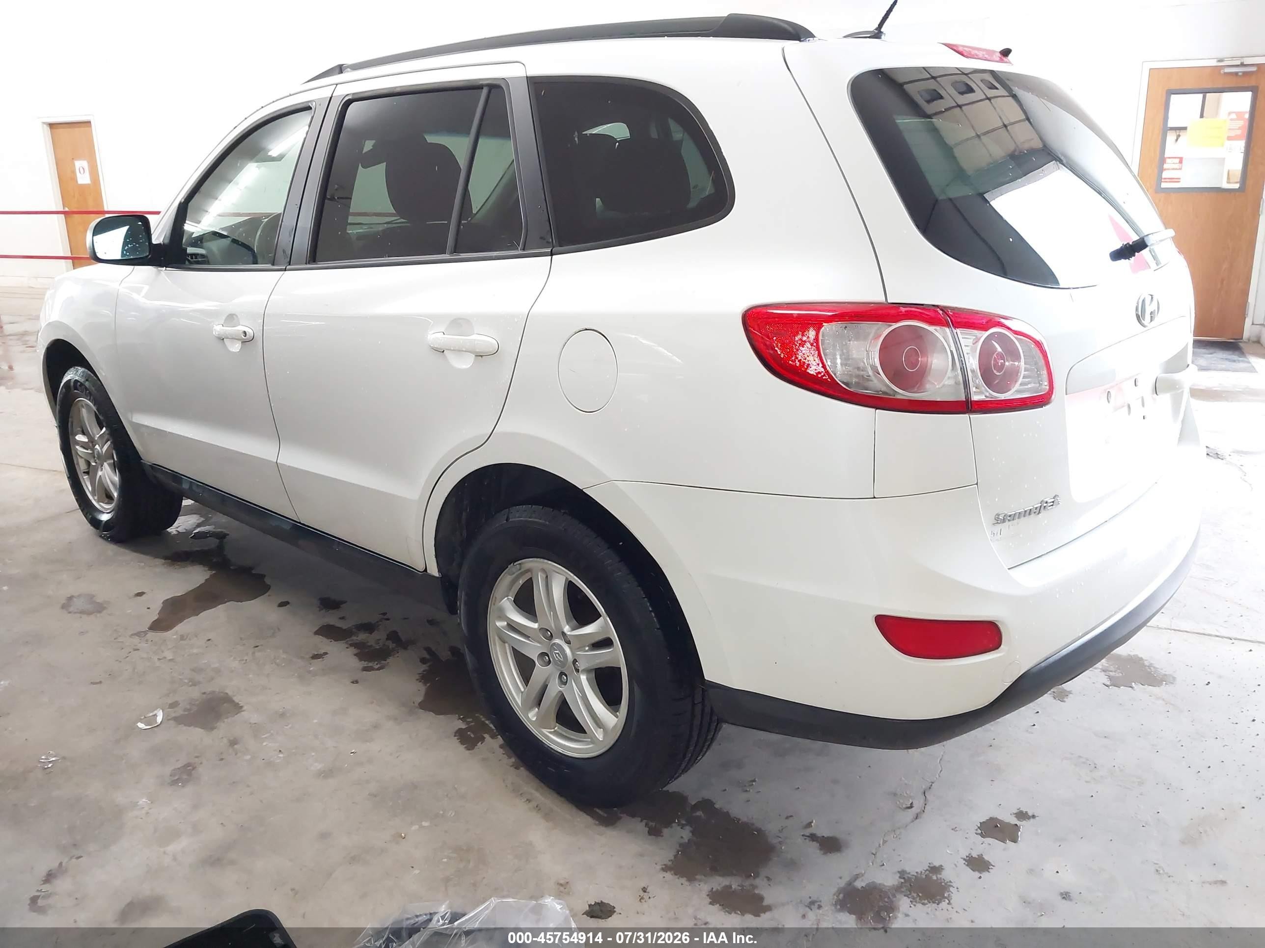 2012 Hyundai Santa Fe Gls White vin: 5XYZG3ABXCG115224