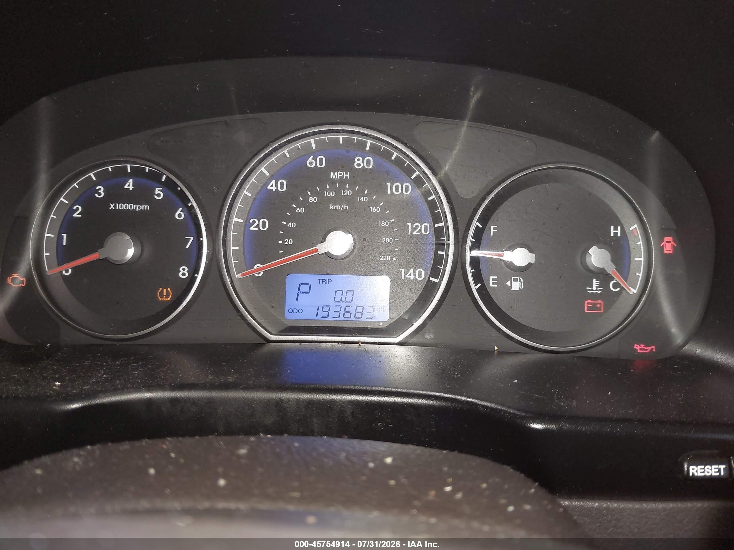 2012 Hyundai Santa Fe Gls White vin: 5XYZG3ABXCG115224