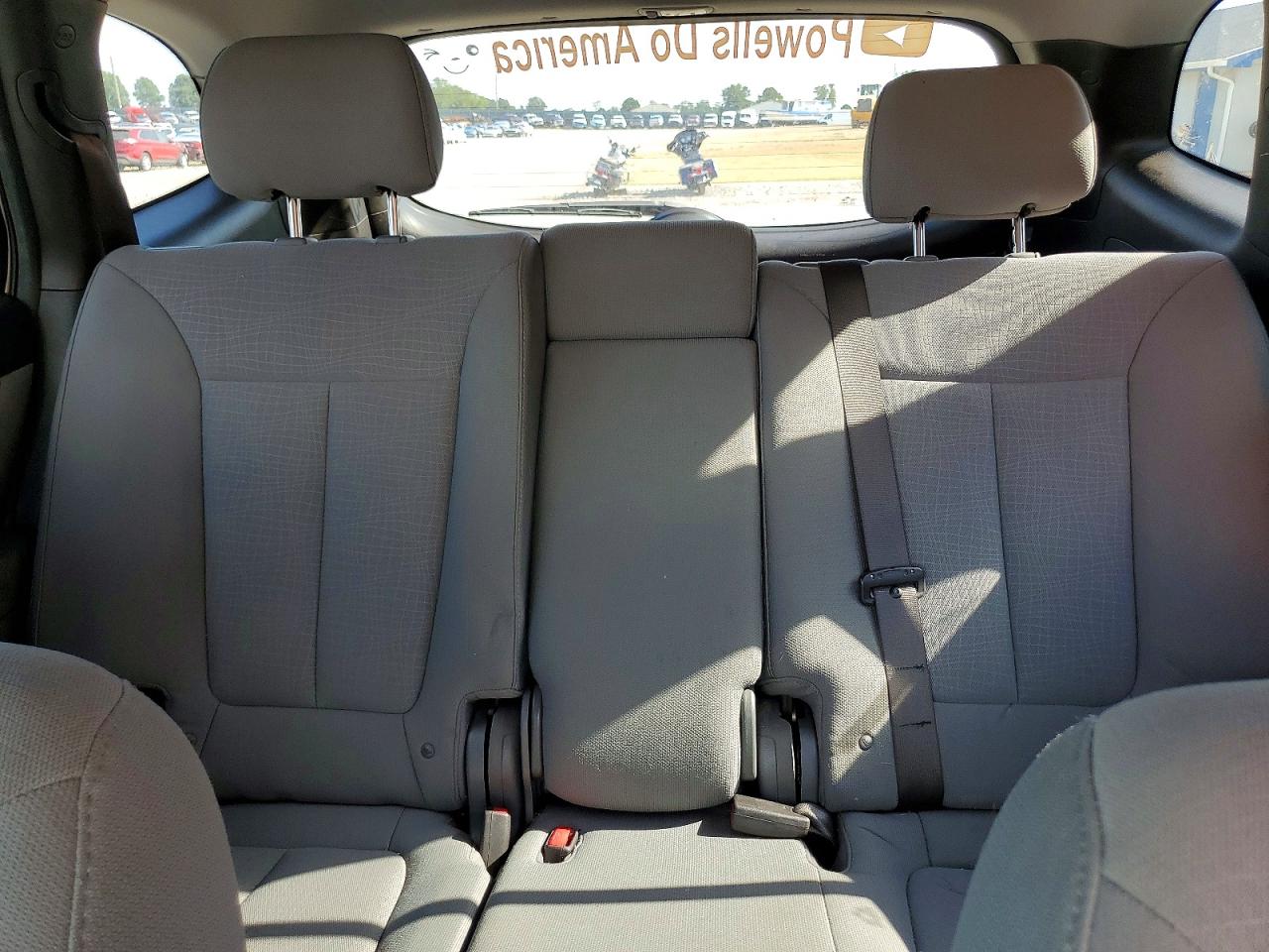 2011 Hyundai Santa Fe Gls White vin: 5XYZG4AG3BG057828