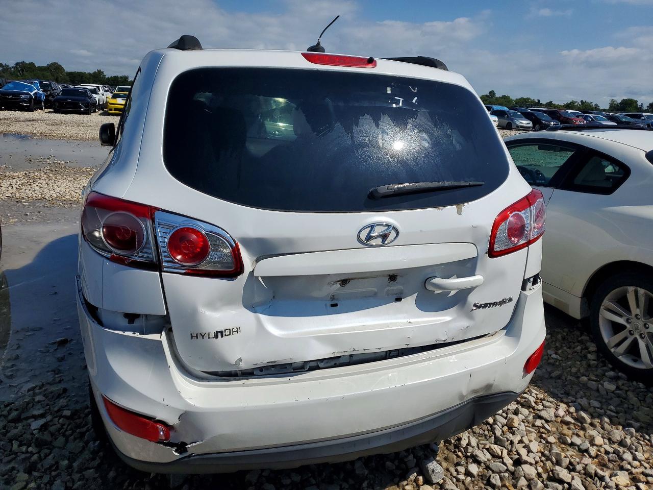 2011 Hyundai Santa Fe Gls White vin: 5XYZG4AG3BG057828