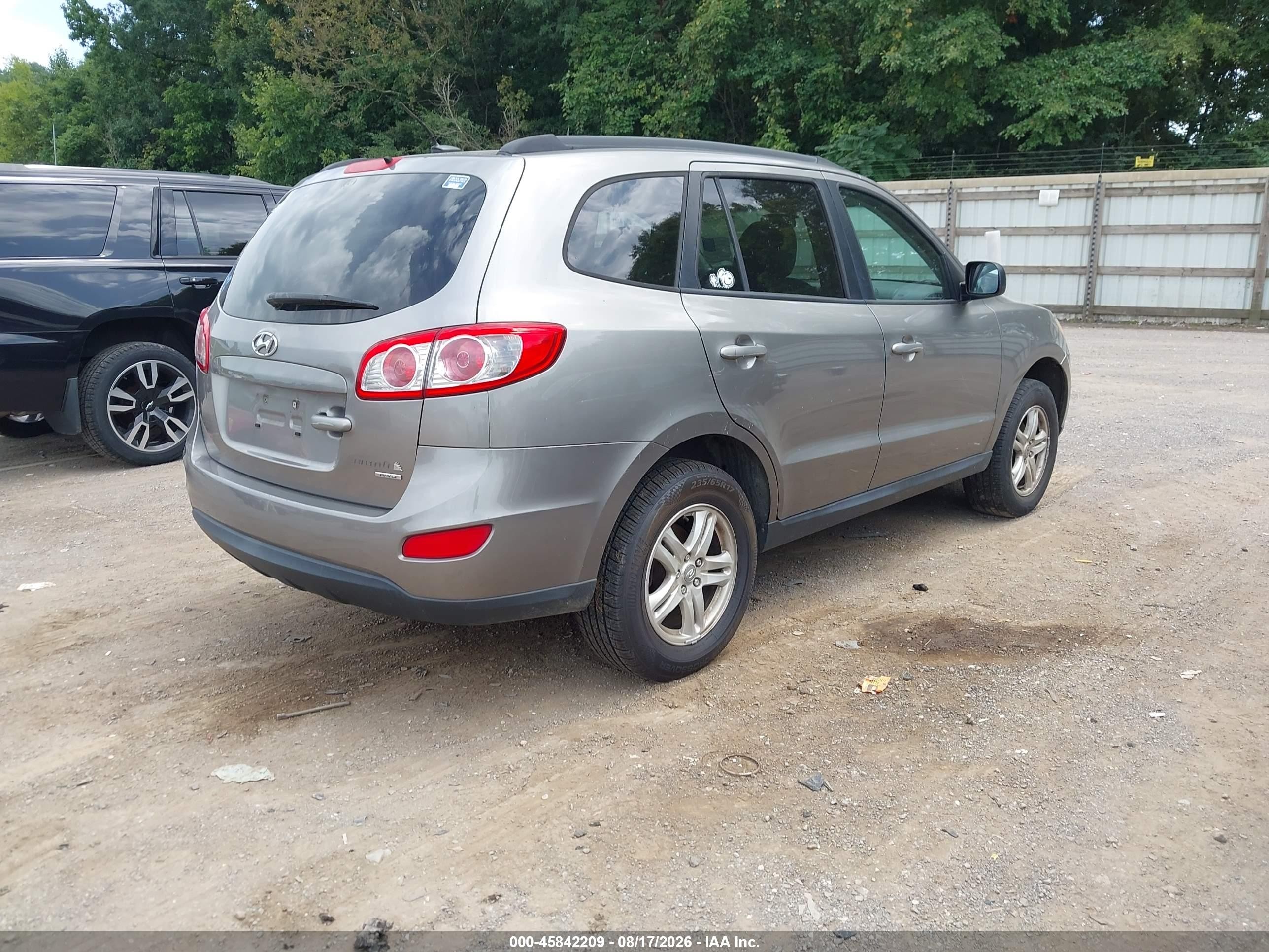 2011 Hyundai Santa Fe Gls Gray vin: 5XYZGDAB0BG003097
