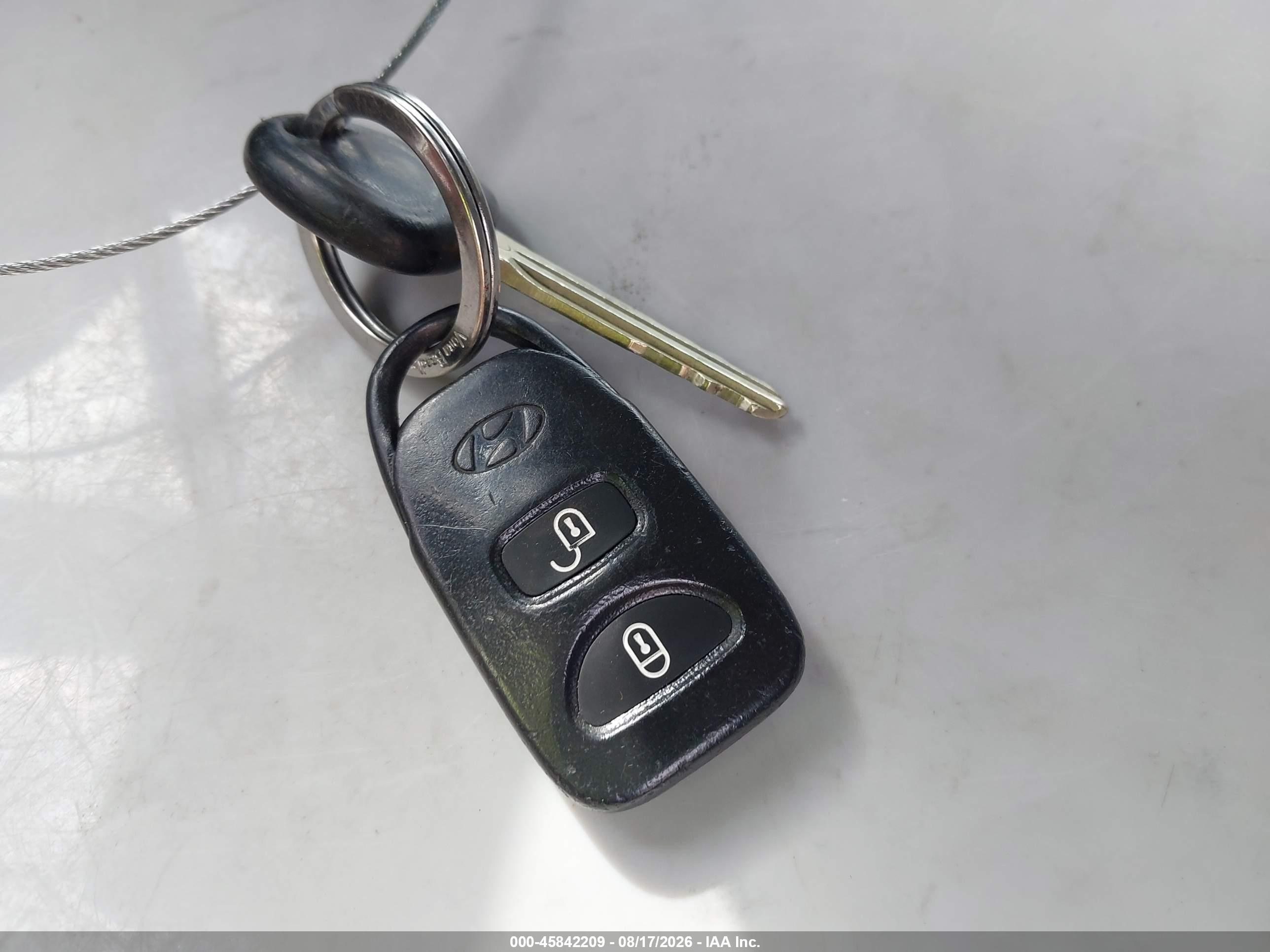 2011 Hyundai Santa Fe Gls Gray vin: 5XYZGDAB0BG003097