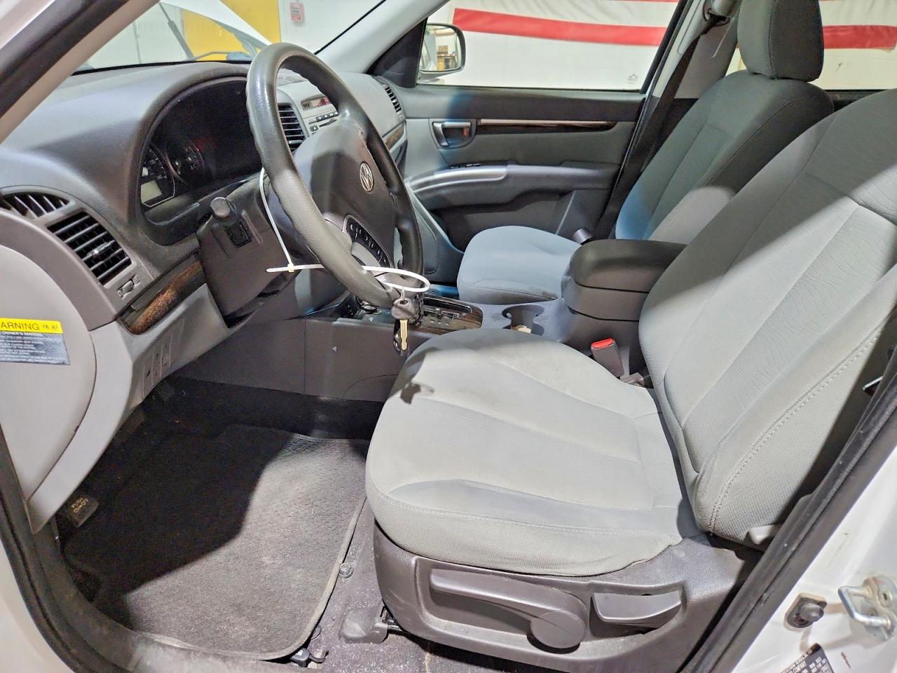 2012 Hyundai Santa Fe Белый vin: 5XYZGDAB0CG119479