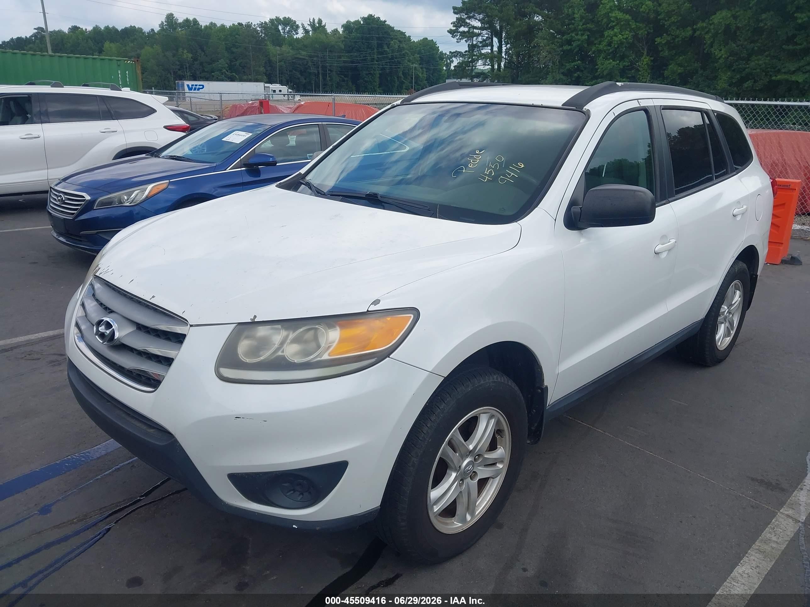 2012 Hyundai Santa Fe Gls White vin: 5XYZGDAB1CG099159