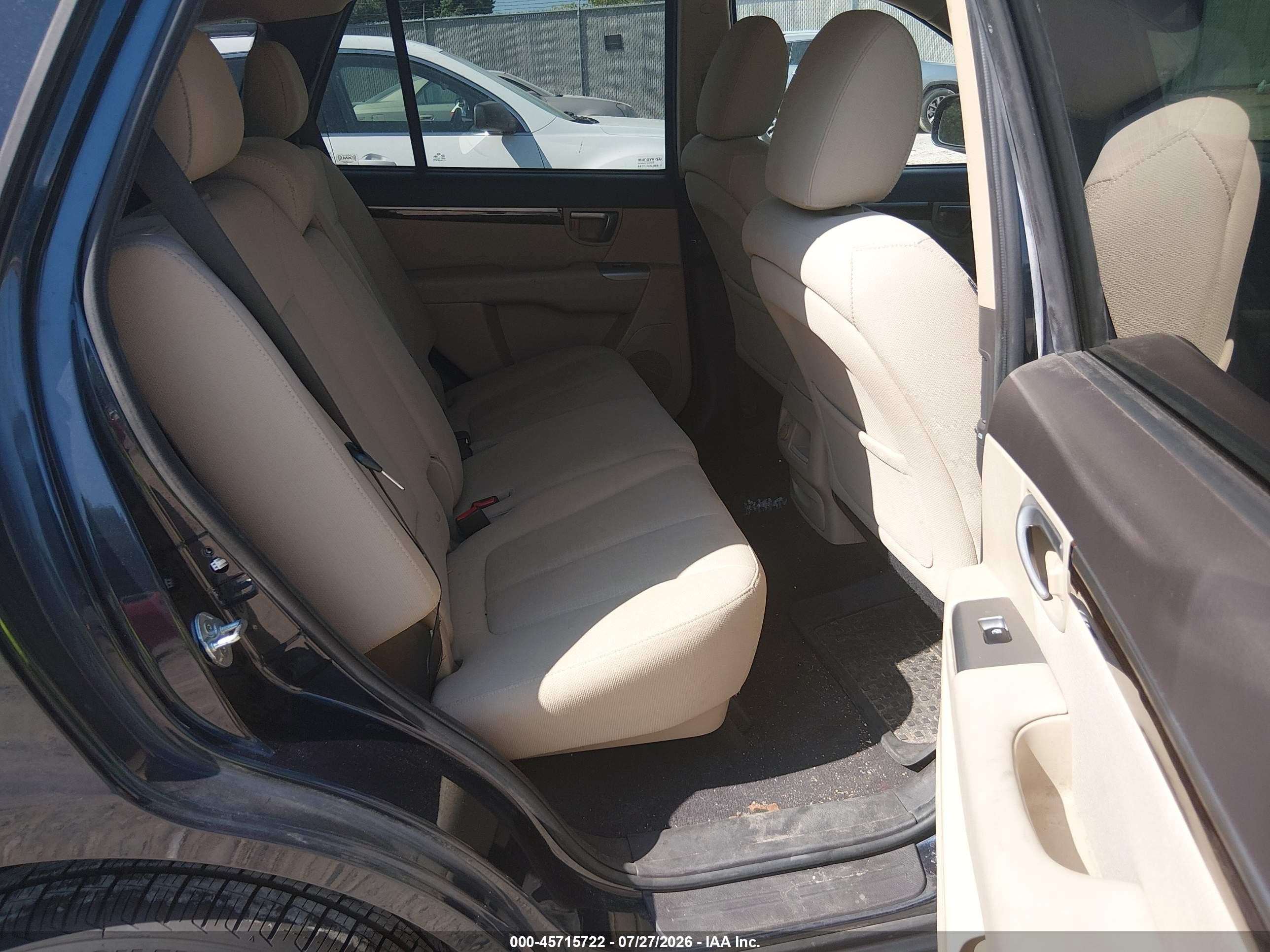 2012 Hyundai Santa Fe Gls Dark Blue vin: 5XYZGDAB1CG145136
