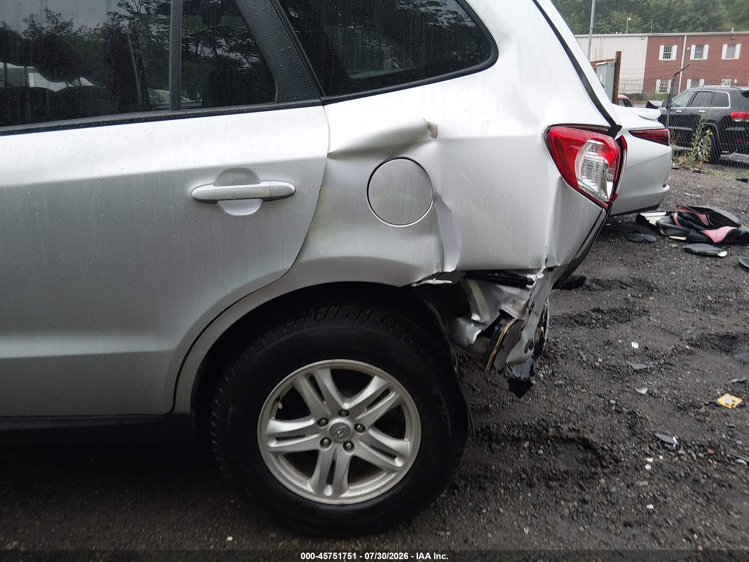 2011 Hyundai Santa Fe Gls Silver vin: 5XYZGDAB2BG020418
