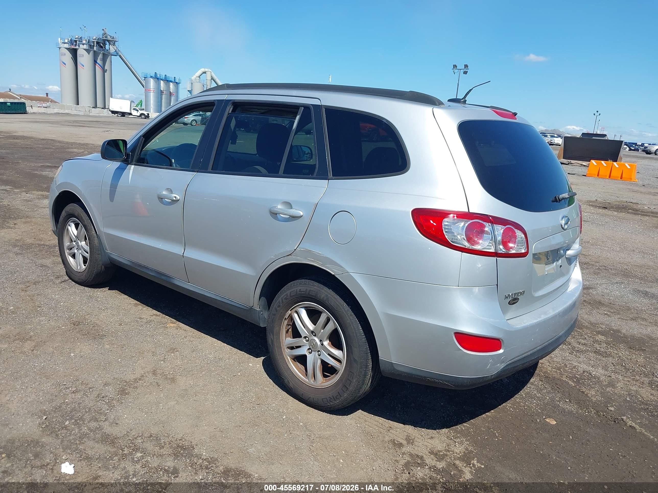 2011 Hyundai Santa Fe Gls Silver vin: 5XYZGDAB2BG070736