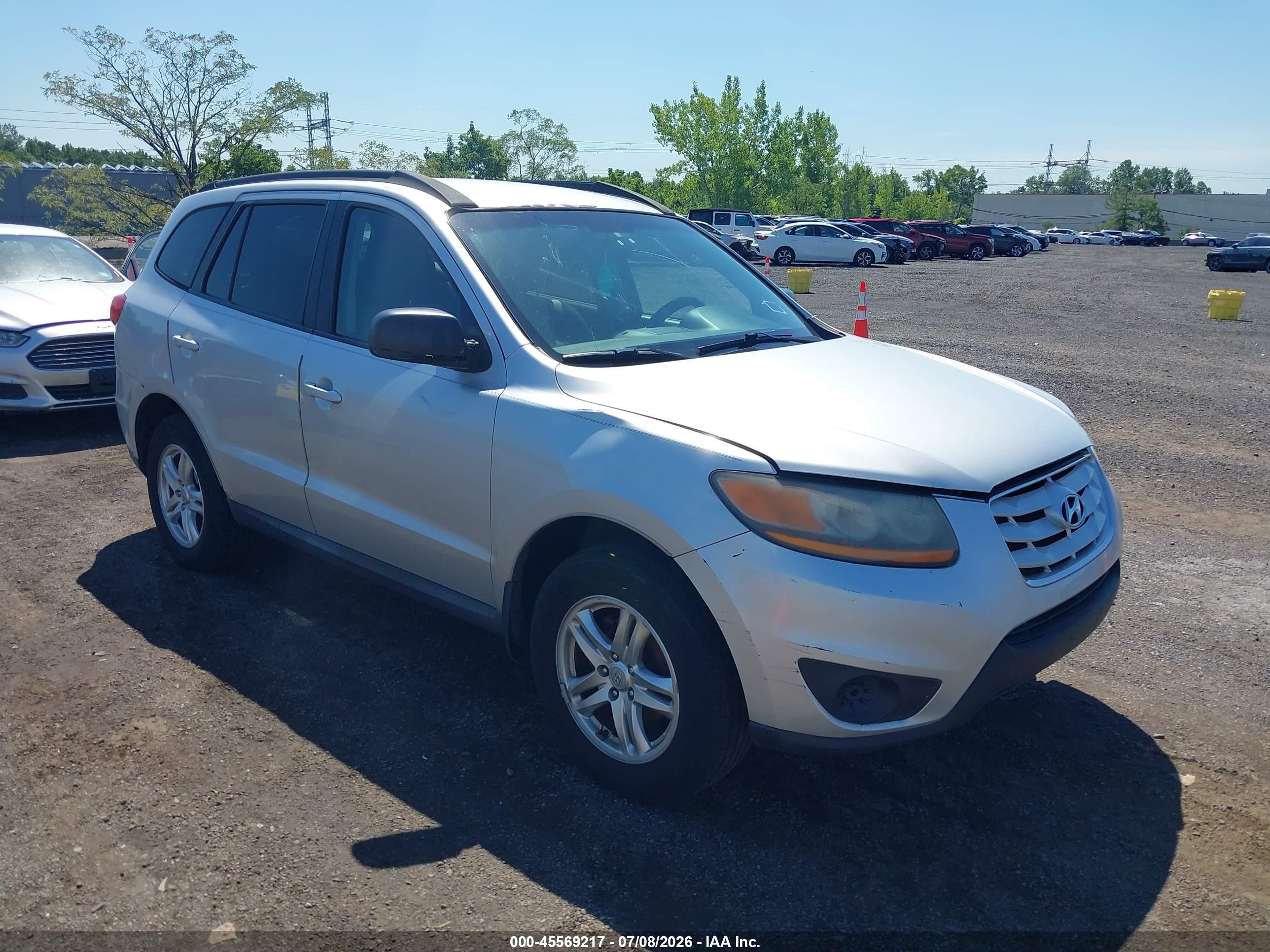 2011 Hyundai Santa Fe Gls Silver vin: 5XYZGDAB2BG070736